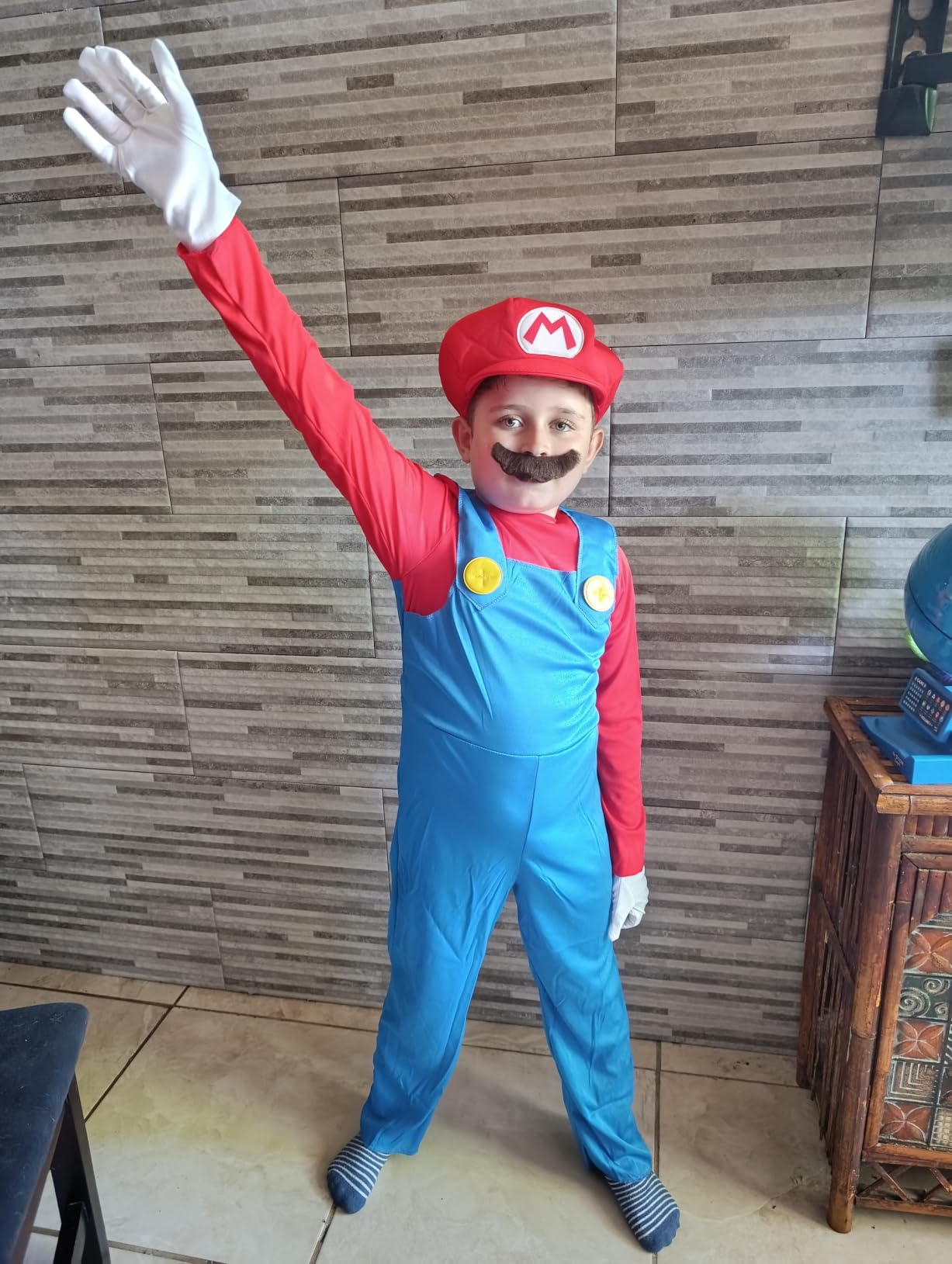 Nintendo Super Mario Costume, Officially Licensed Super Mario Brothers Boys Costume customer photo 1