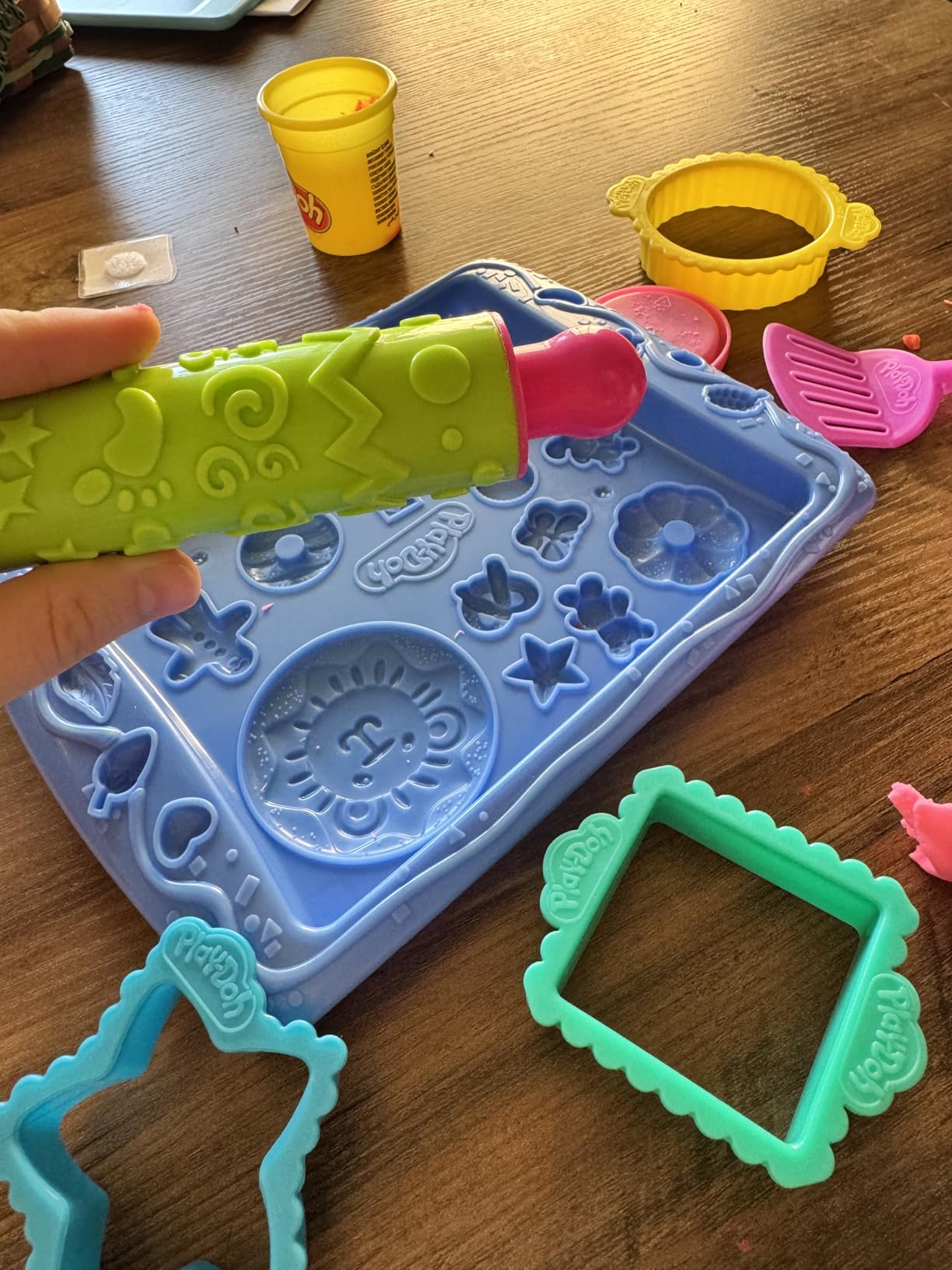 Play-Doh Kitchen Creations Cookie Creations Playset, Kids Arts & Crafts Set, Preschool Play Food Toys, Easter Gifts for Girls & Boys, Ages 3+ (Amazon Exclusive) customer photo 1