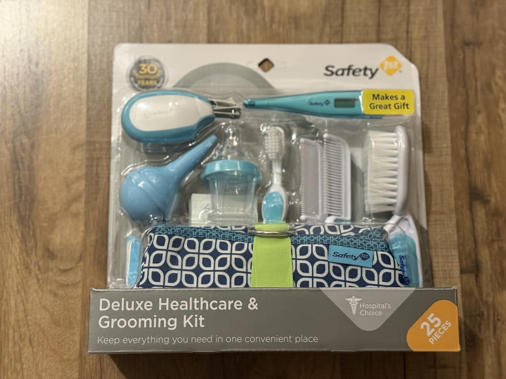 Safety 1st Deluxe Baby Healthcare and Grooming Kit, Arctic Blue, Newborn Baby Essentials, 25 Pieces customer photo 2