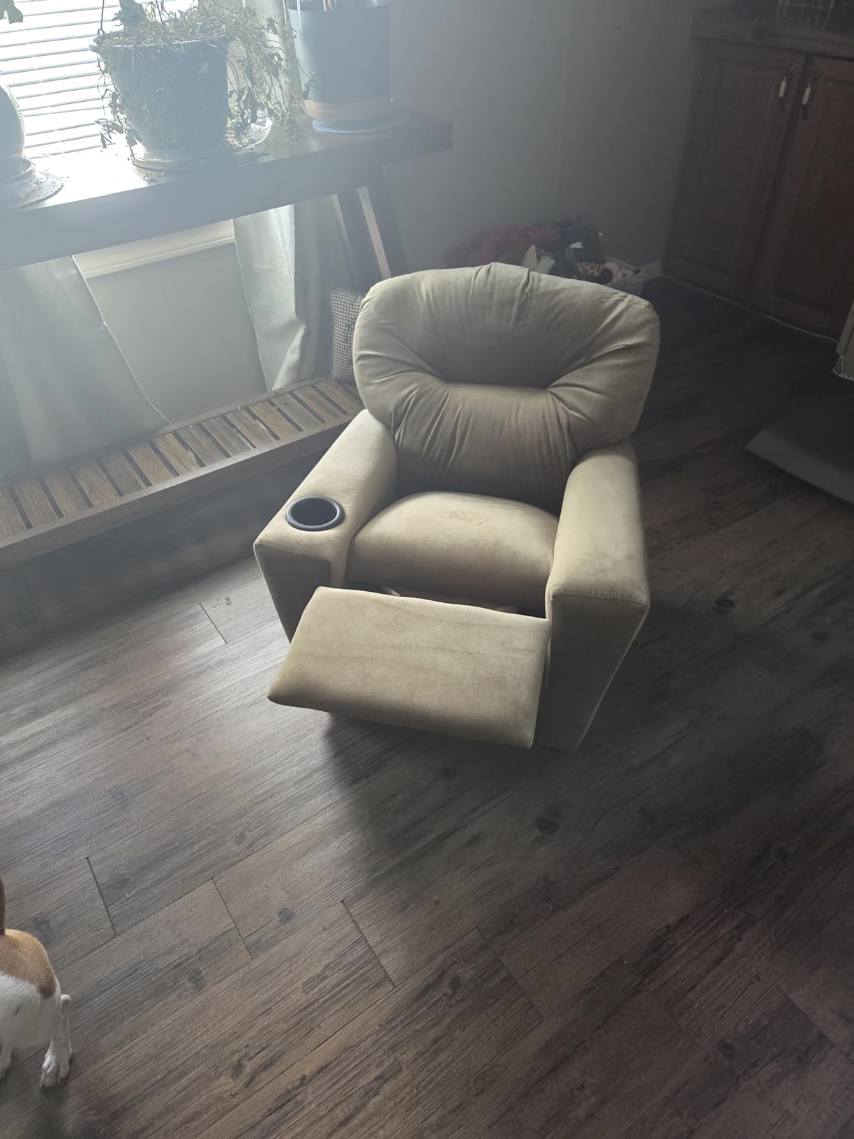 Flash Furniture Chandler Vinyl Kids Recliner with Cup Holder and Safety Recline, Contemporary Reclining Chair for Kids, Supports up to 90 lbs., Camouflage customer photo 2