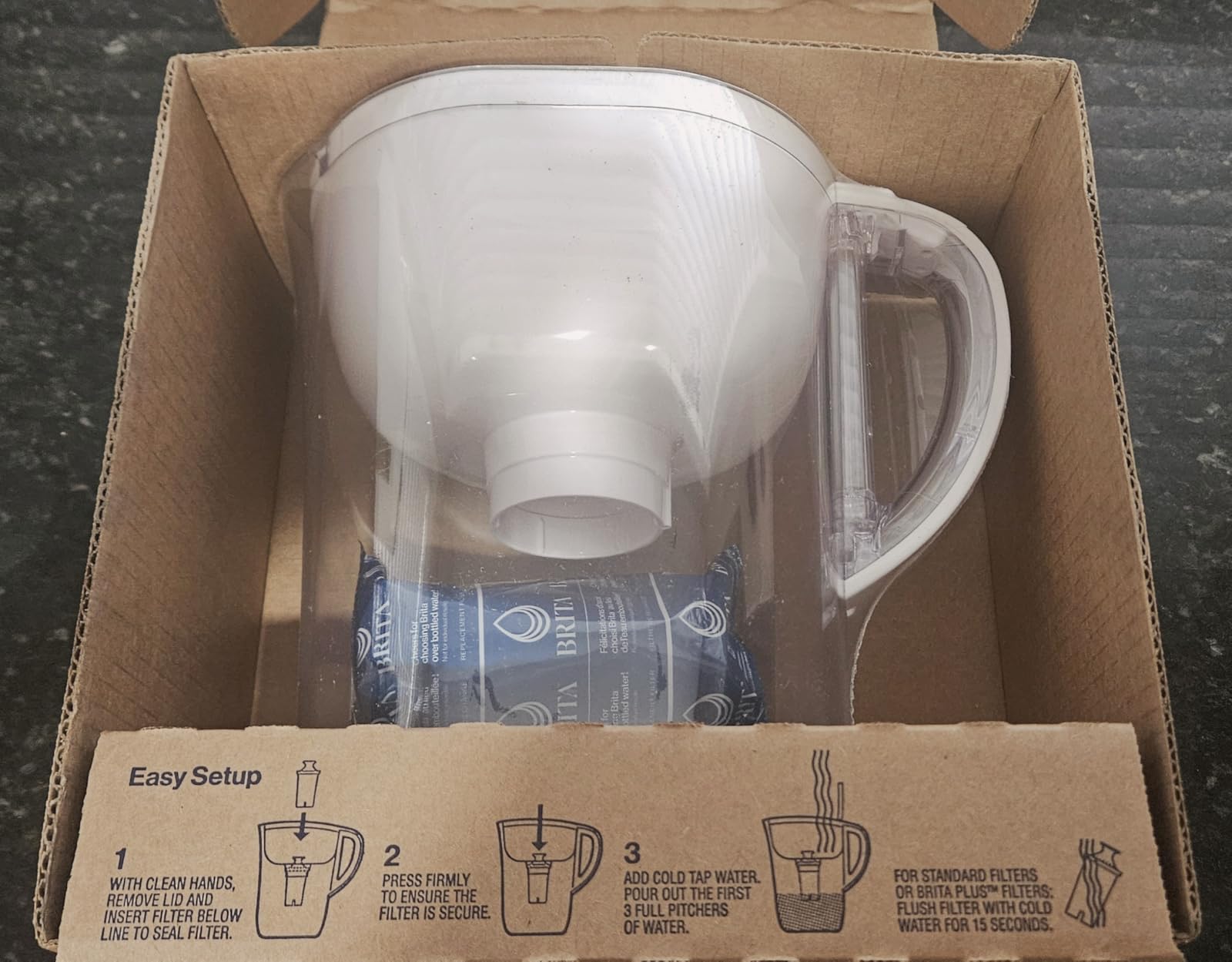 Brita Large 10-Cup Water Filter Pitcher, WQA NSF/ANSI Certified, Removes Chlorine Taste & Odor, Reduces Zinc, Copper & Mercury, 1 Standard Filter, Lasts 2 Months, Bright White customer photo 2