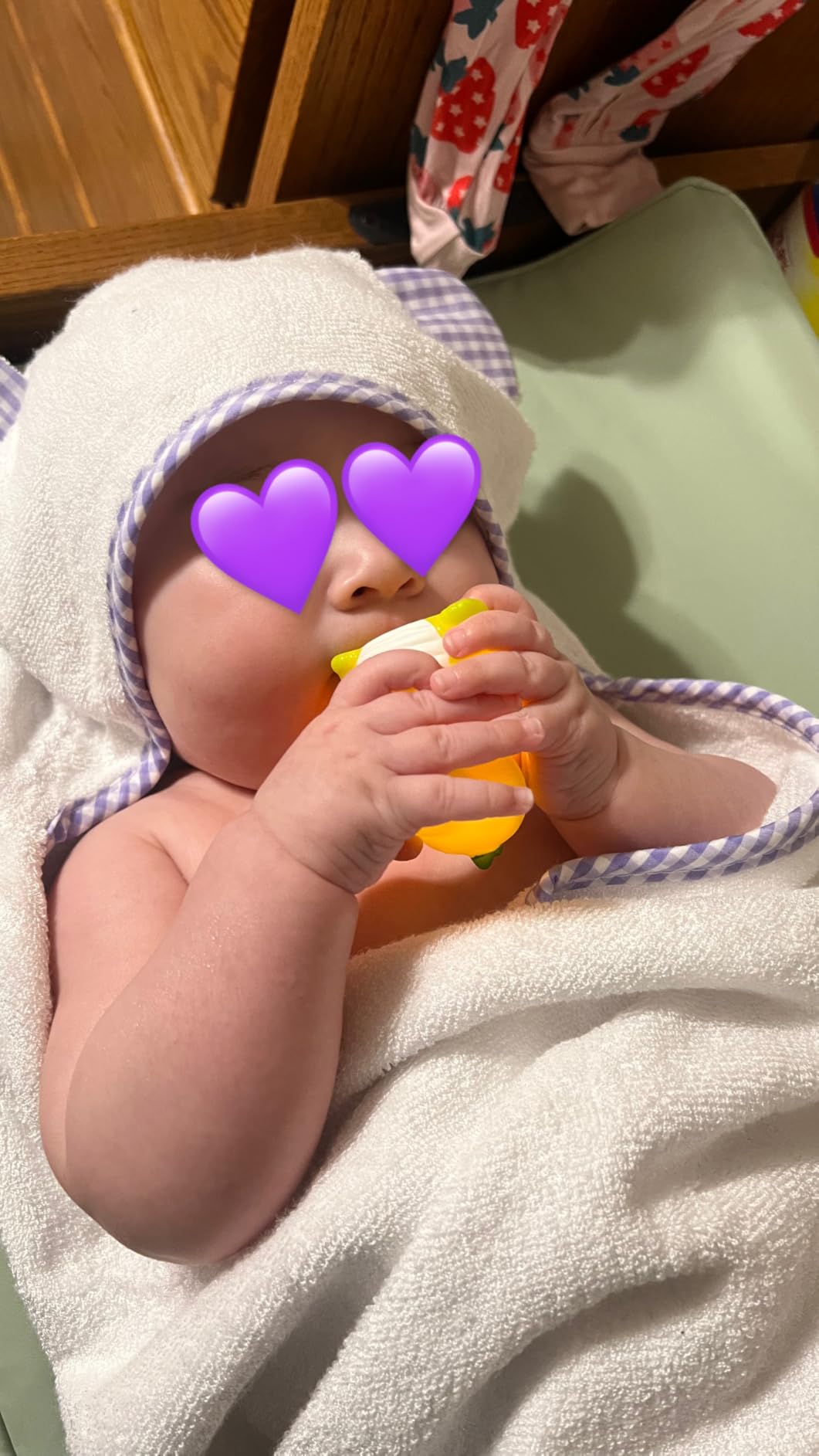Channing & Yates Premium Organic Baby Towel Set - Soft Viscose Bamboo Hooded Towel & Washcloth - Girl & Boy Bath Essentials (Beige/White) customer photo 1