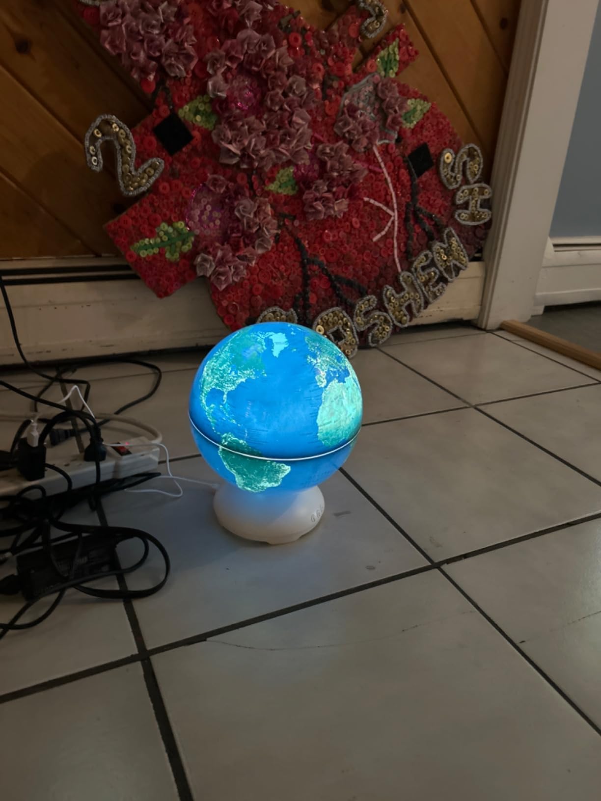 USA Toyz Illuminated World Globe with Stand - 3in1 STEM Globes for Adults and Kids, Constellation Map, Built-In LED Night Light Lamp, Non-Tip Base, 13.5 Inch Tall, 9 Inch Diameter customer photo 1