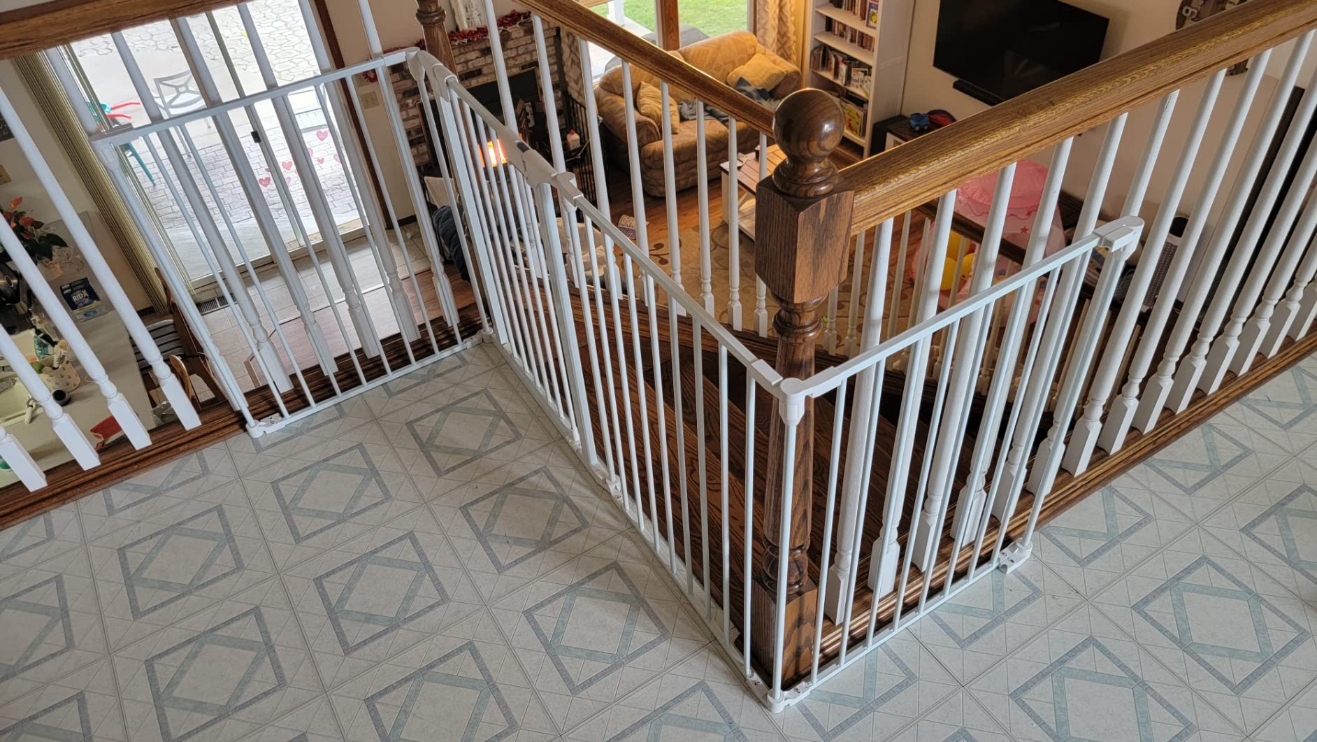 Costzon Baby Safety Gate, 121 Inch Length 5 Panel Adjustable Wide Fireplace Fence, BBQ Metal Fire Screen Gate, Pet Isolation Fence with Walk-Through Door, Freestanding Pets Gate customer photo 1