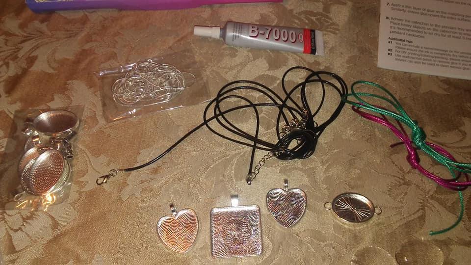 Glittery Garden Girls Jewelry Making Kit. Best Necklace Pendant & Bracelet Crafting Set with Glass Beads & Charms. Fashion Accessories, Arts Crafts Supplies. Birthday Gift customer photo 2