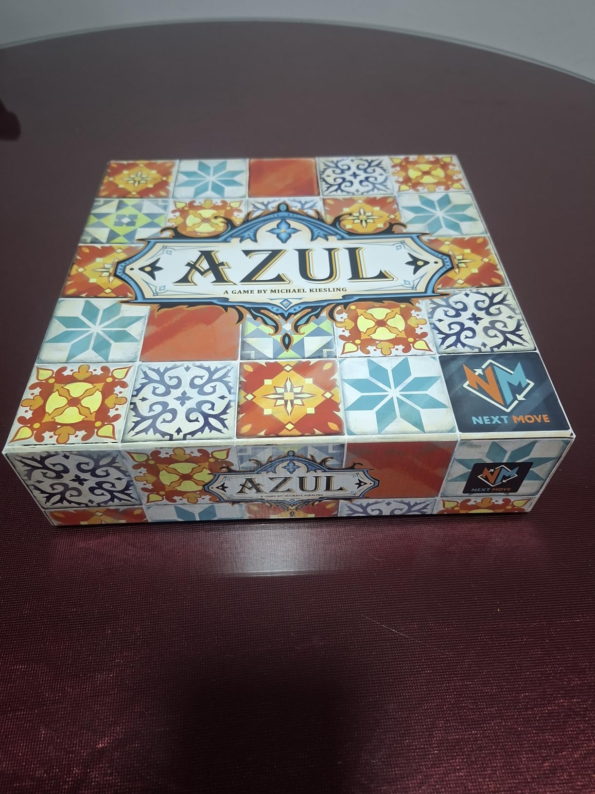Azul Board Game - Tile Placement & Mosaic Art Adult Board Games, Award-Winning Strategy for Adults & Families, 2-4 Players Ages 8+, 30-45 Minute Playtime customer photo 1