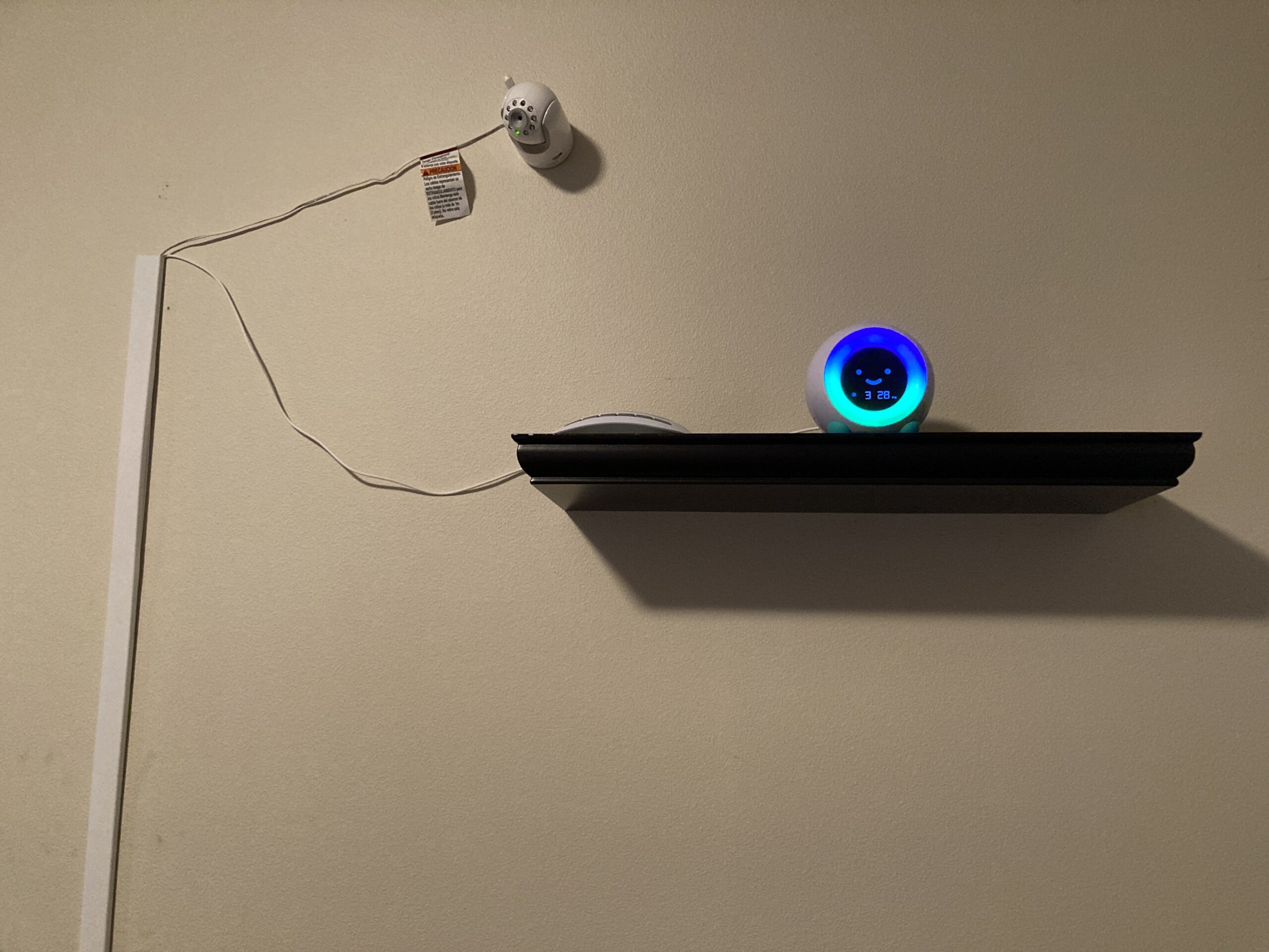 LittleHippo Mella: Kids Alarm Clock, Ready to Rise Children's Sleep Trainer, Night Light, Sound Machine and OK to Wake for Toddlers and Kids - Arctic Blue (Updated 2025) customer photo 1