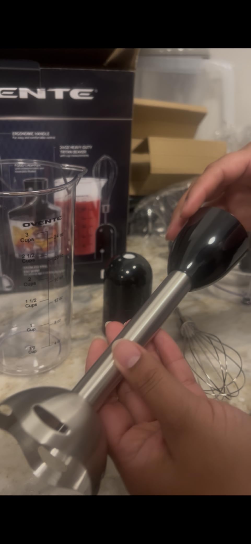 OVENTE Immersion Hand Blender Set, 300W Electric Handheld Stick Mixer, 2 Mixing Speeds with Stainless Steel Blades, Egg Whisk, Beaker & BPA-Free Food Chopper, Black HS565B customer photo 1