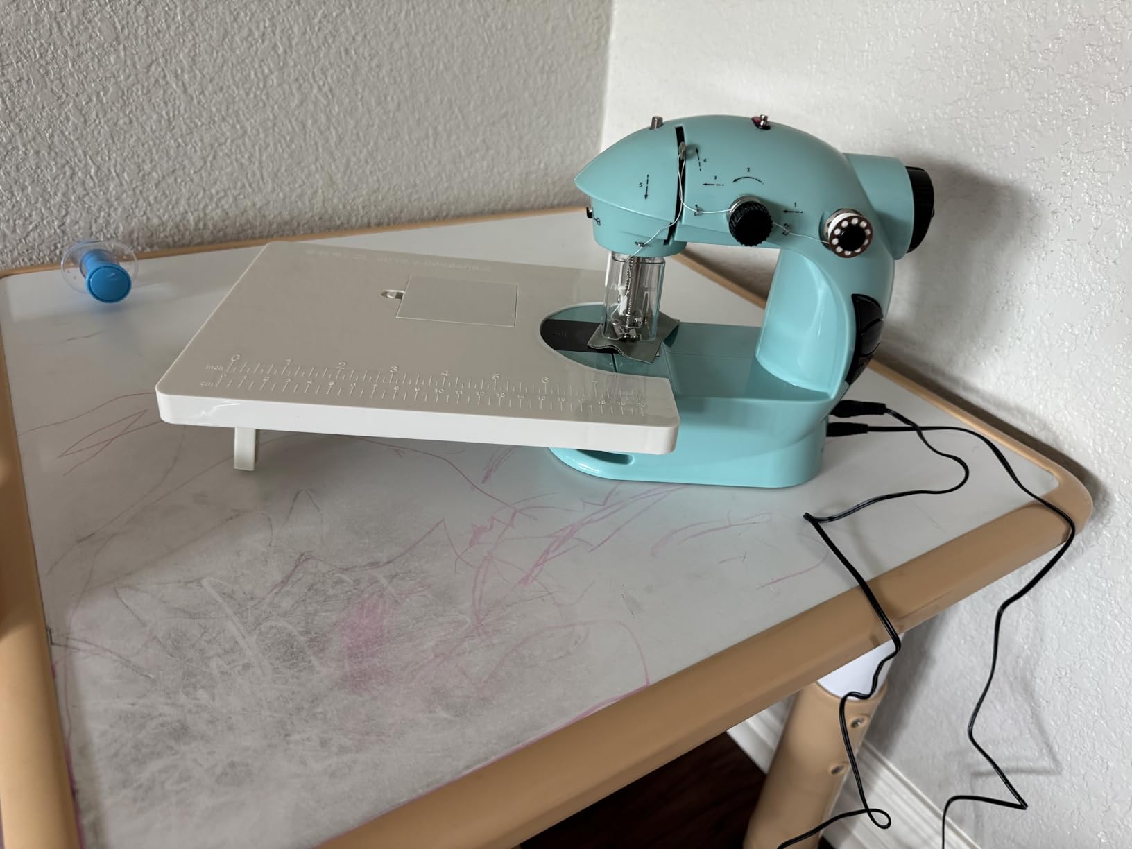 Sewing Machine for Beginners [Full Set] with Finger Guard and Fabric Bundles - Mini Sewing Machine with Sewing Kits, Foot Pedal, US Adapter and Extension Table customer photo 2