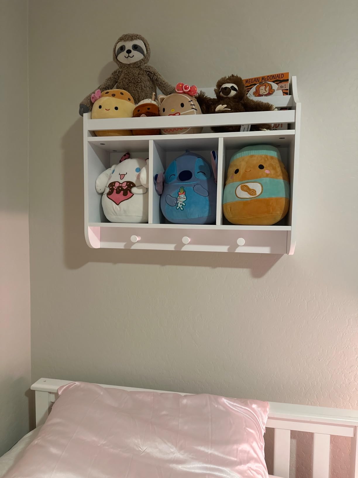 RiverRidge Kids Bookshelf with 3 Cubbies & Hooks - Book Nook Wall Bookshelf for Kids' Rooms Storage Display Rack for Toys and Games customer photo 2