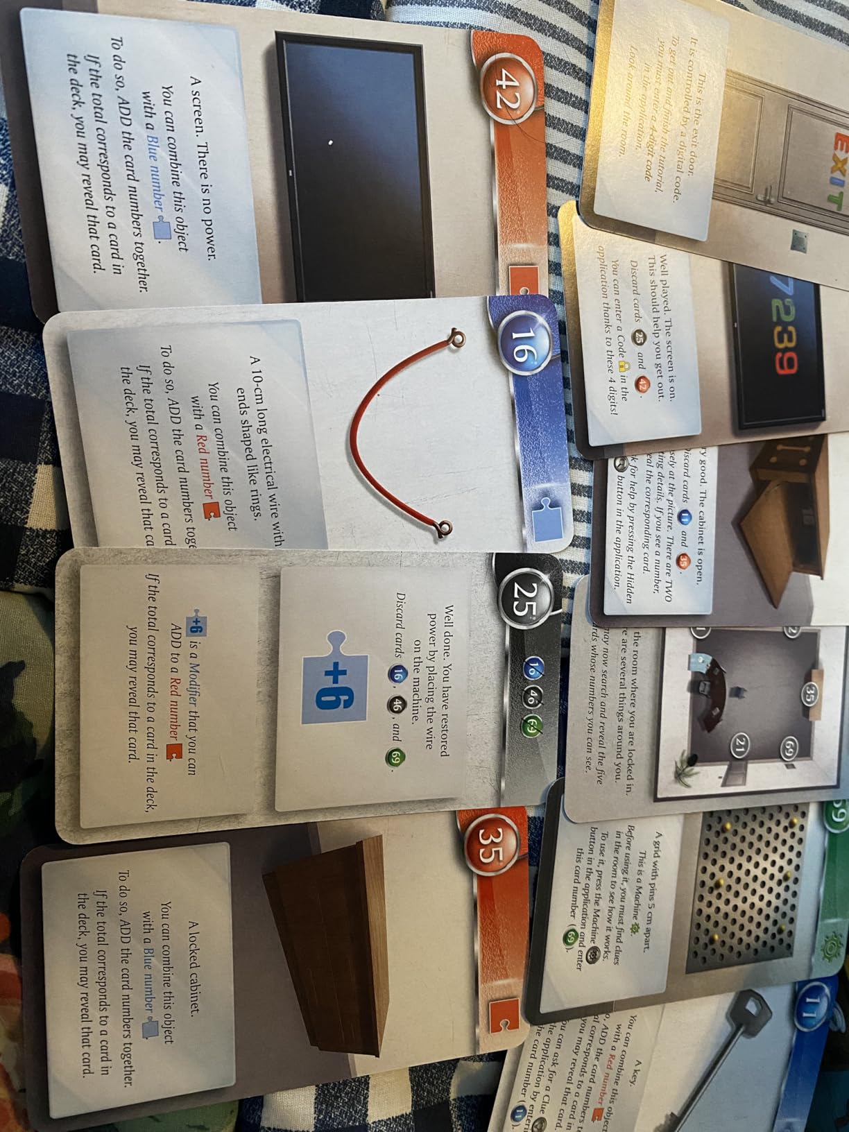 Asmodee UNLOCK! Heroic Adventures Card Game - Escape Room-Inspired Cooperative Adventure, Fun Family Game for Kids and Adults, Ages 10+, 1-6 Players, 1 Hour Playtime customer photo 1