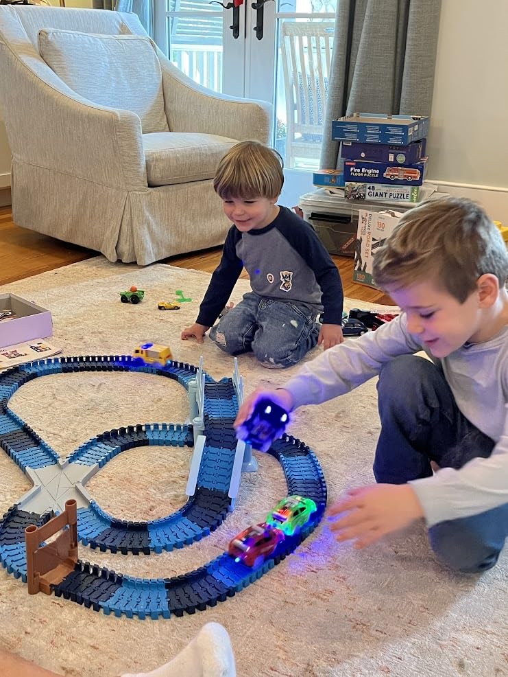 Dinosaur Toys, Create A Dinosaur World Road Race, Flexible Track Playset and 2 pcs Cool Dinosaur car for 3 4 5 6 Year & Up Old boy Girls Best Gift customer photo 2