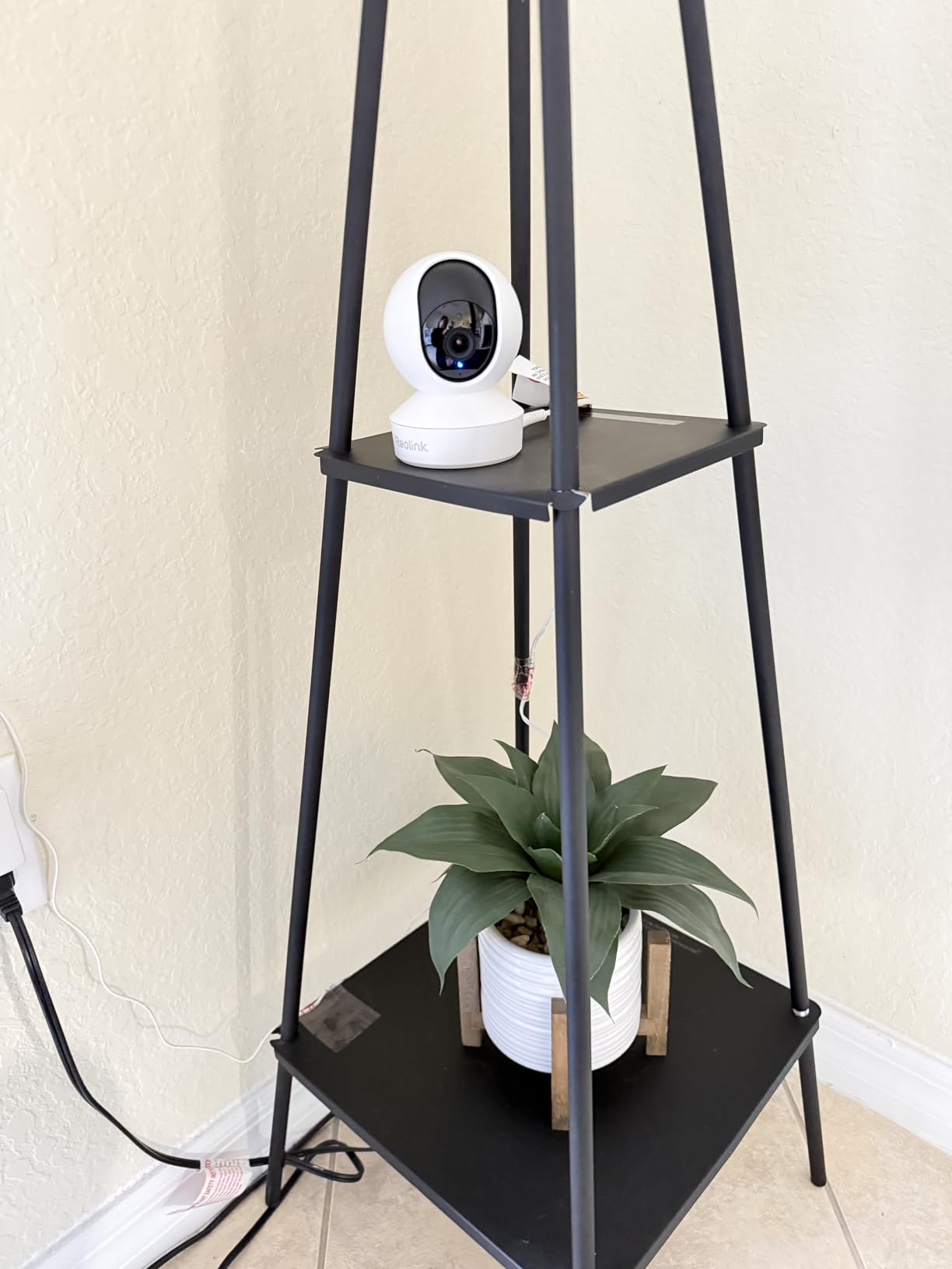 REOLINK 4MP 2K Indoor Camera E1, Plug-in Wireless WiFi 6 Security Camera, 360 Degree Pet Camera with Phone app, Baby Monitor with Person/Pet/Cry Detection, Night Vision, 2-Way Talk, Local Storage customer photo 2