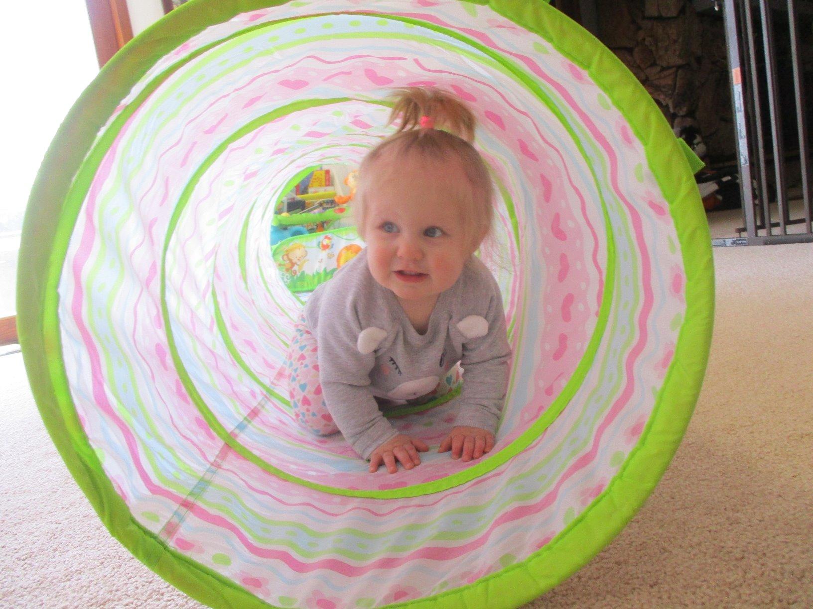 Melissa & Doug Sunny Patch Cutie Pie Butterfly Crawl-Through Tunnel Indoor Outdoor Baby Tunnel customer photo 2