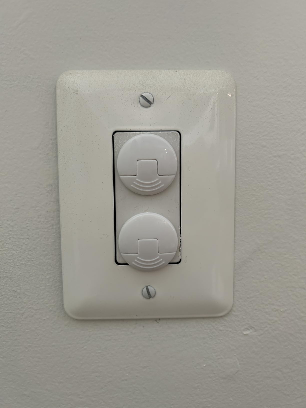 Mom's Choice Gold Awards Winner - Outlet Covers with Hidden Pull Handle Baby Proofing Plug Covers (45 Pack) 3-Prong Child Safety Socket Covers Electrical Outlet Protectors Kid Proof Outlet Cap customer photo 1