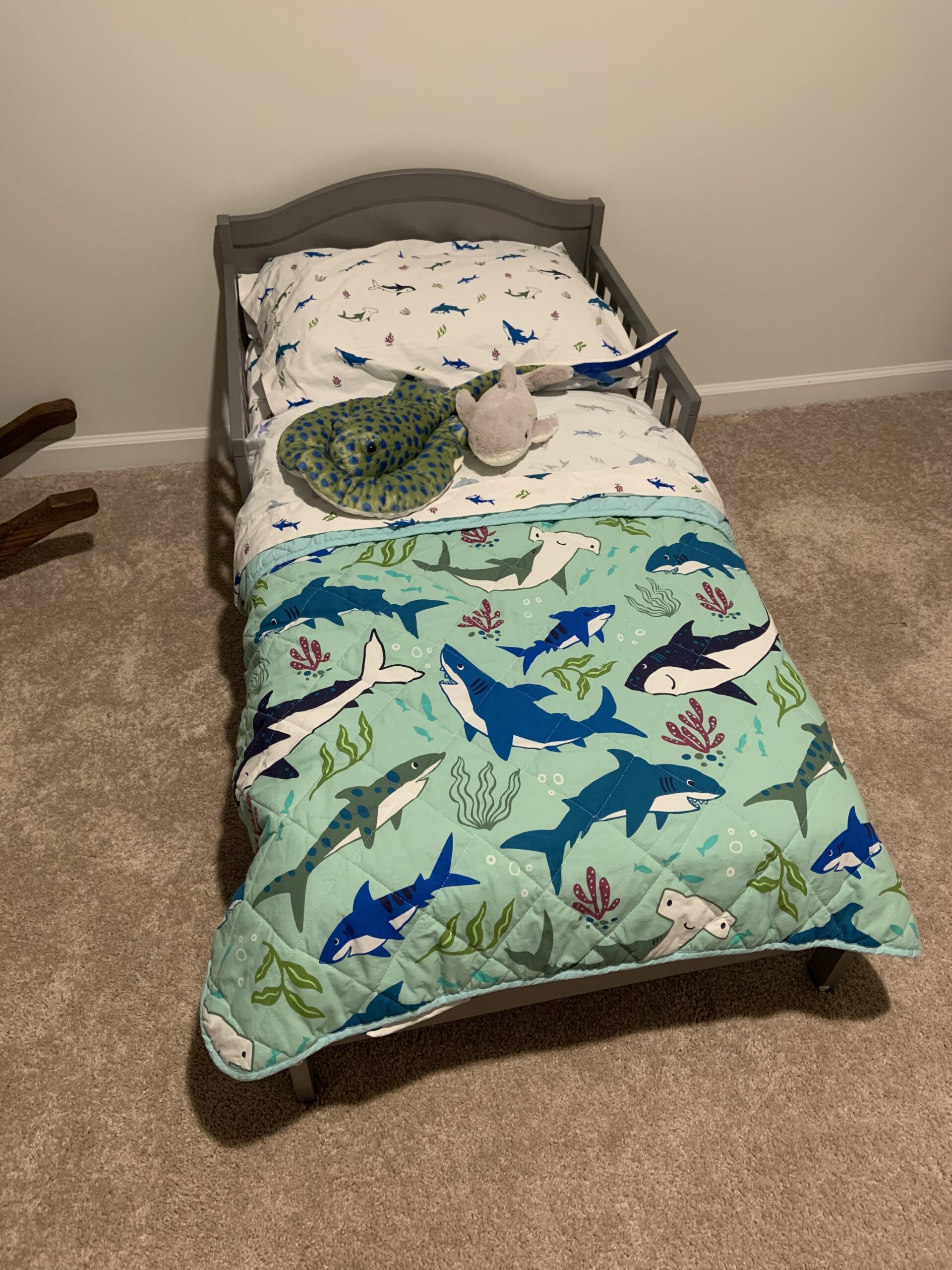 Wildkin 4-Piece Toddler Bed in a Bag - Cotton Comforter, Sheets & Pillowcase - Jurassic Dinosaurs customer photo 1