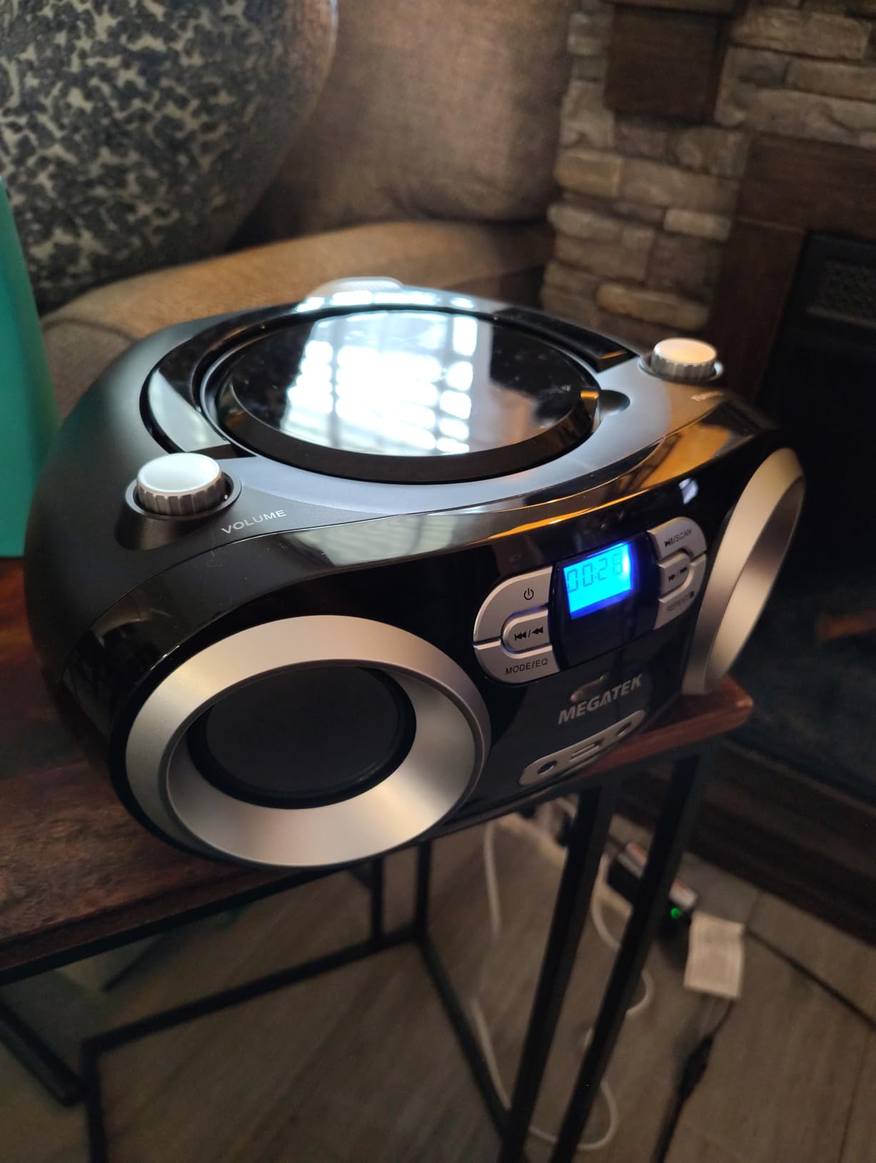 MEGATEK Portable CD Player Boombox with FM Radio, Bluetooth, USB Port, AUX Input, and Headphone Jack - CD-R/CD-RW/MP3-CD Compatible, Clear Stereo Sound, Backlit LCD Display - Black customer photo 1