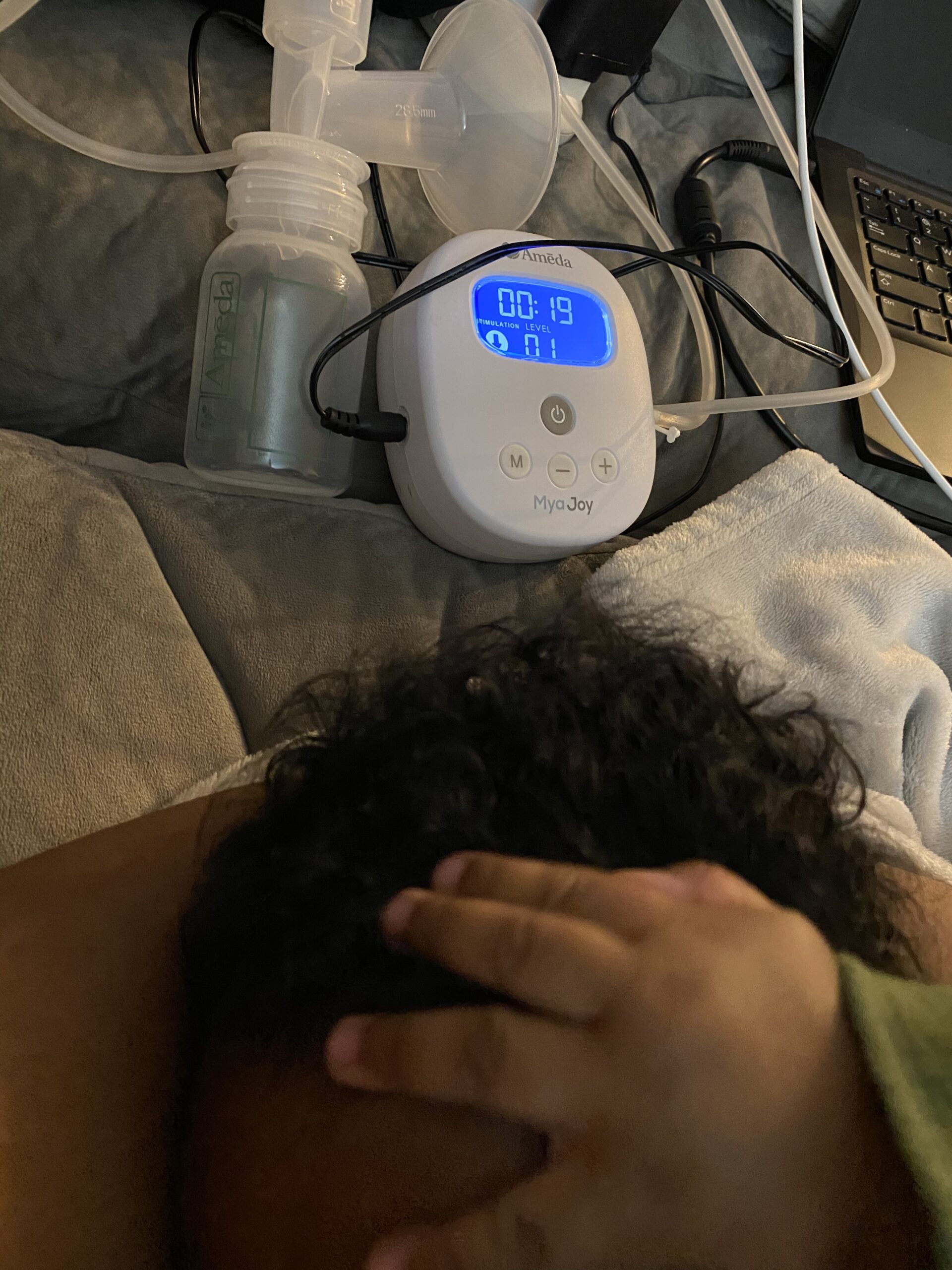 Ameda MYA Joy Double Electric Breast Pump & Accessories | Portable Breast Pump Hands Free | Lightweight | Hospital Grade | Includes HygieniKit & Ameda Pump Parts customer photo 2