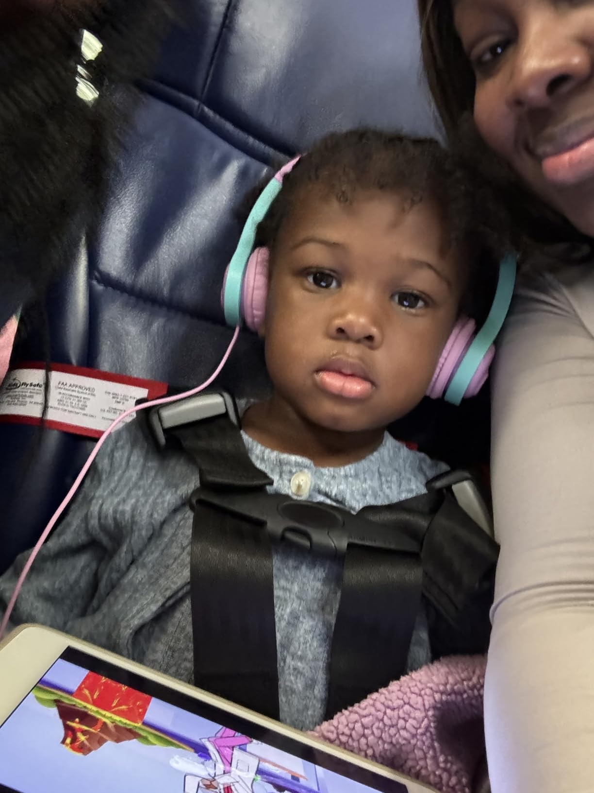 Child Airplane Safety Harness - The Safety Restraint System Will Protect Your Child from Danger - Airplane Kid Travel Accessory for Aviation Use customer photo 1