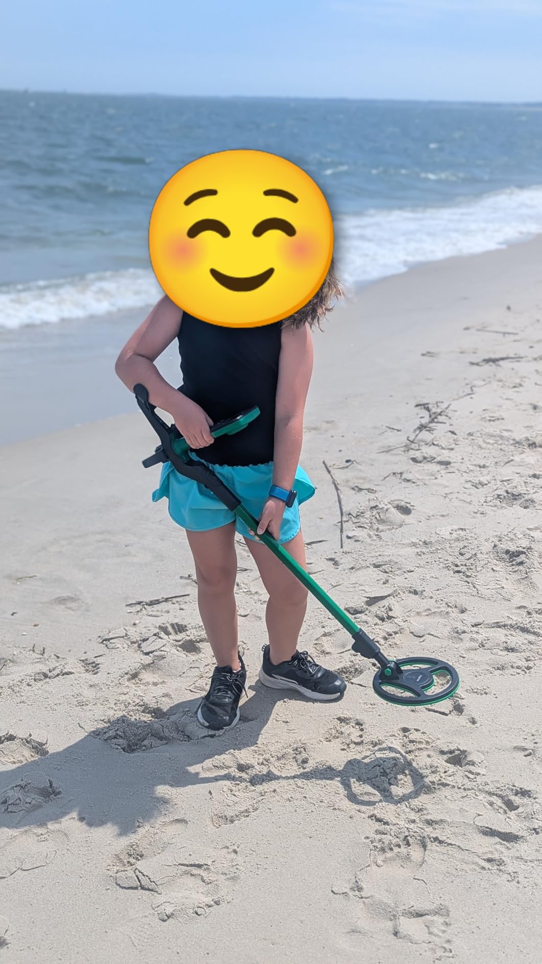 Metal Detector for Kids - Midi Hoard Kids Metal Detector with LCD Display - Waterproof- Pinpoint Button - Lightweight and Easy to Use, Ideal for Ages 8-12+ customer photo 1