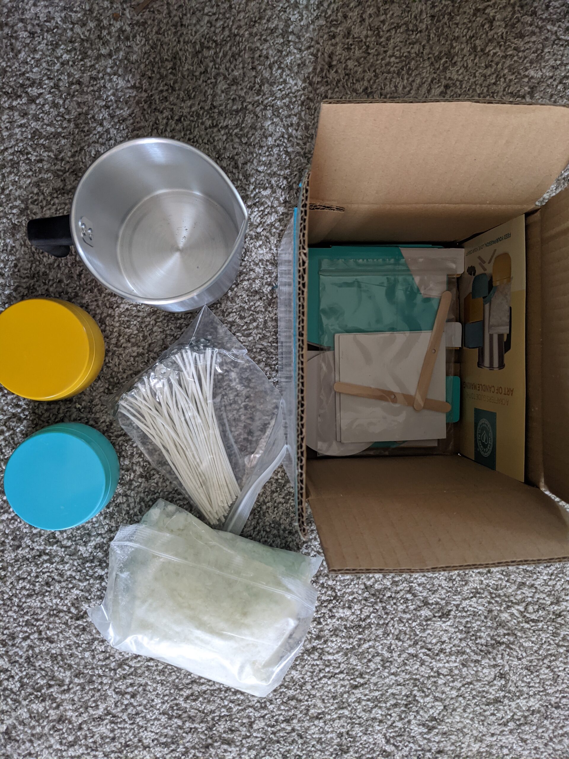 Hearts & Crafts DIY Complete Soy Wax Candle Making Kit - 1lb Soy Candle Wax and All Candle Making Supplies Included and Candle Jars - Complete DIY Candle Making Kit for Adults, Kids, & Beginners customer photo 1