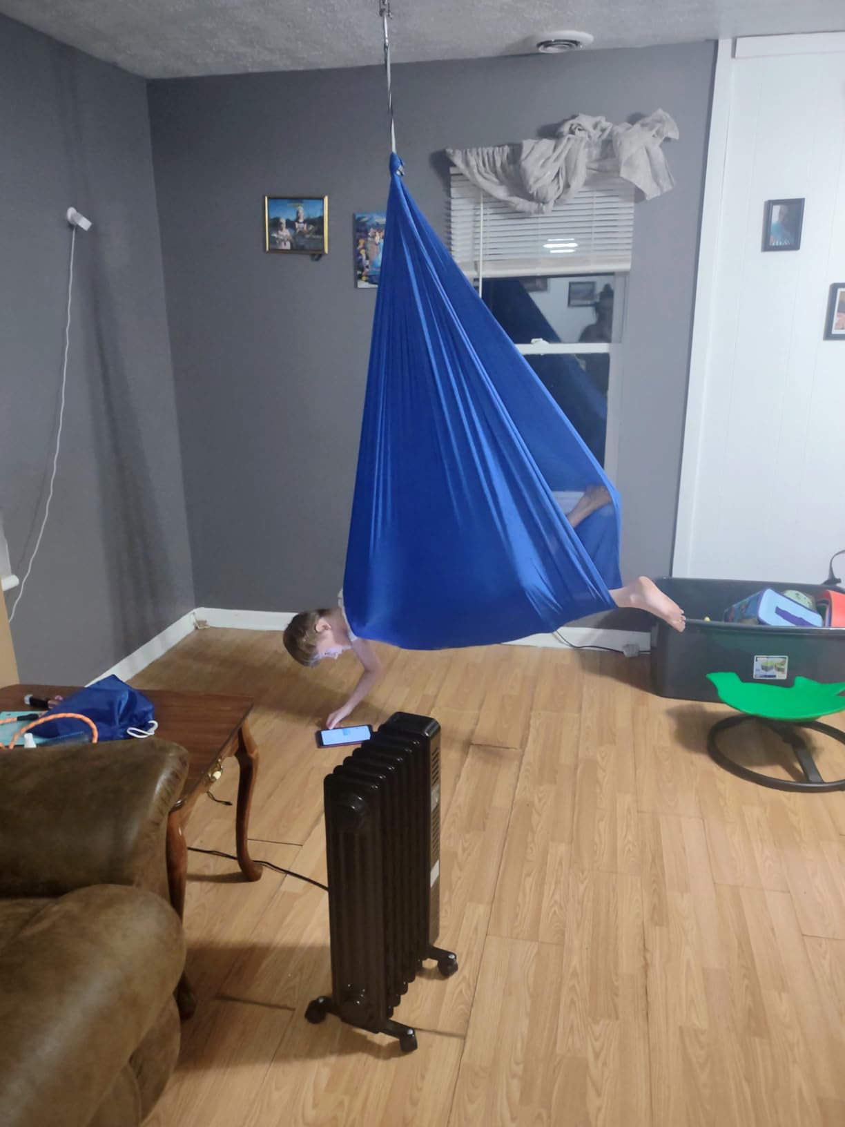 Sensory Swing for Kids with 360 Degree Swivel Hanger, Indoor Therapy Swing Great for Autism, ADHD, Sensory Processing Disorder, and Autistic Children customer photo 1