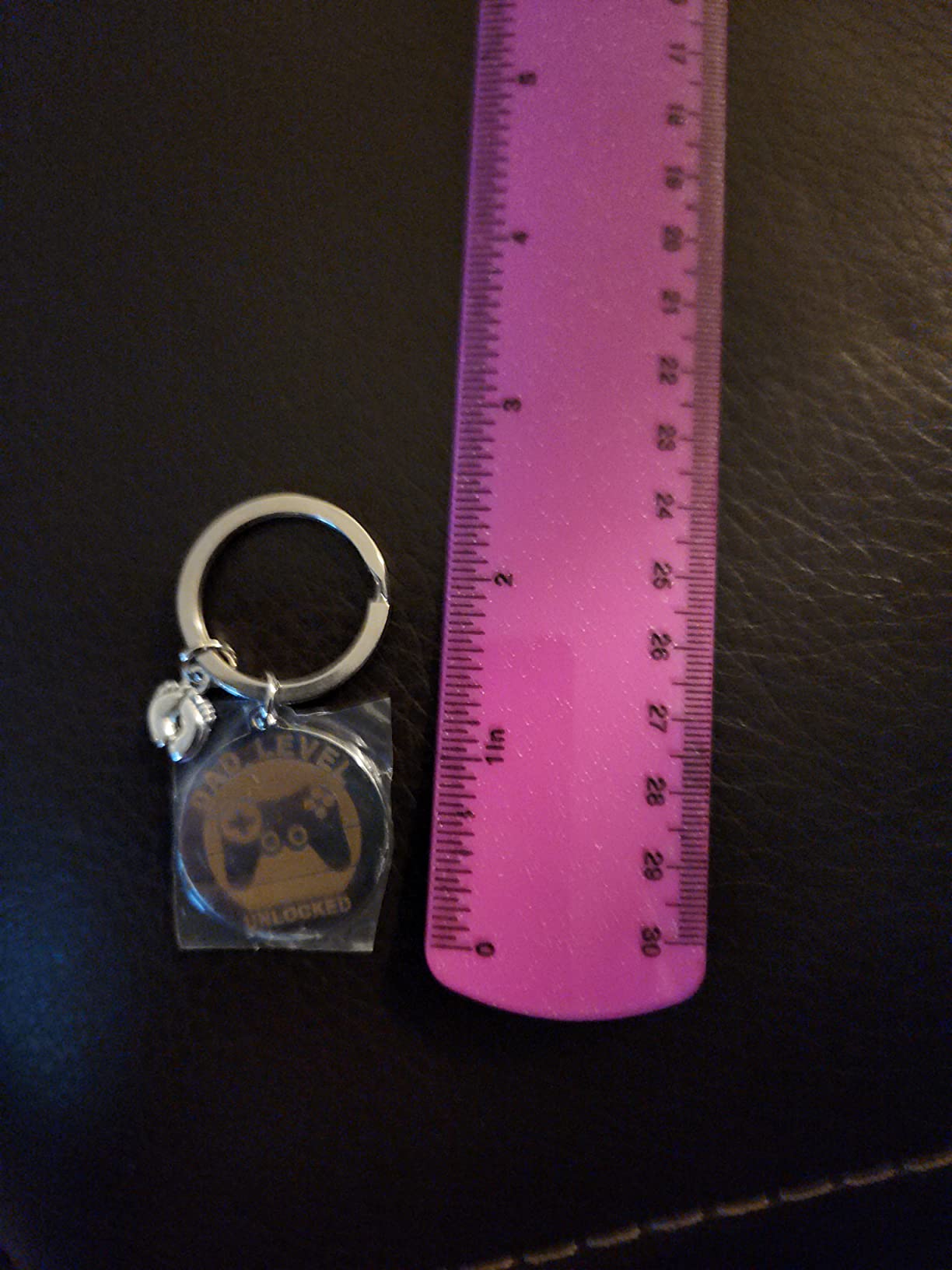 MIXJOY New Expecting Dad First Time Father's Day, New Dad Announce Pregnancy, Dad Unlocked Key Chain with Footprint Charm customer photo 1