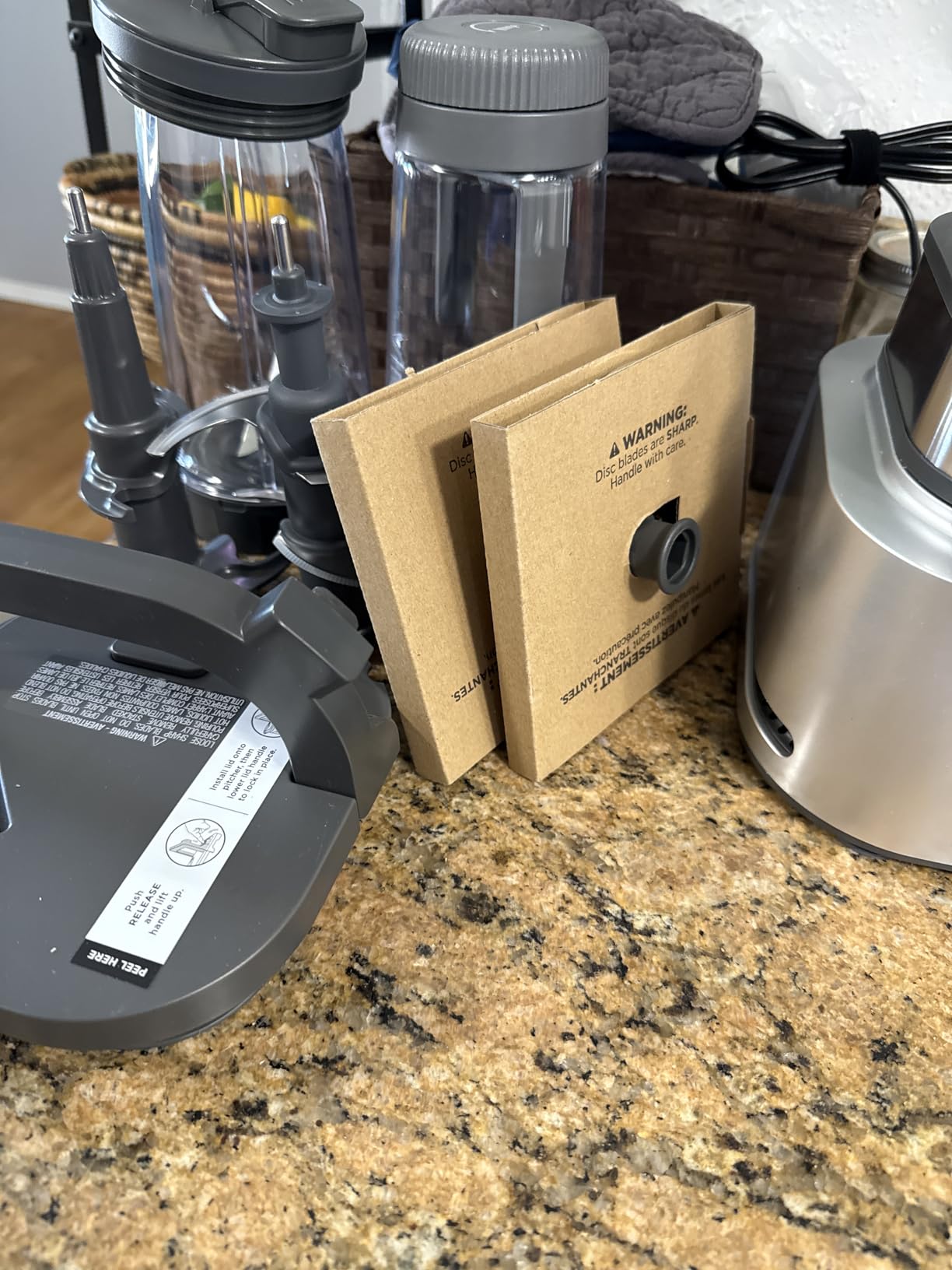 Ninja Blender & Food Processor Combo, Foodi Power Blender System for Smoothies, Bowls, Spreads & Shakes, 6 Functions, 72-oz Pitcher, To-Go Cups, Silver, SS401 customer photo 2