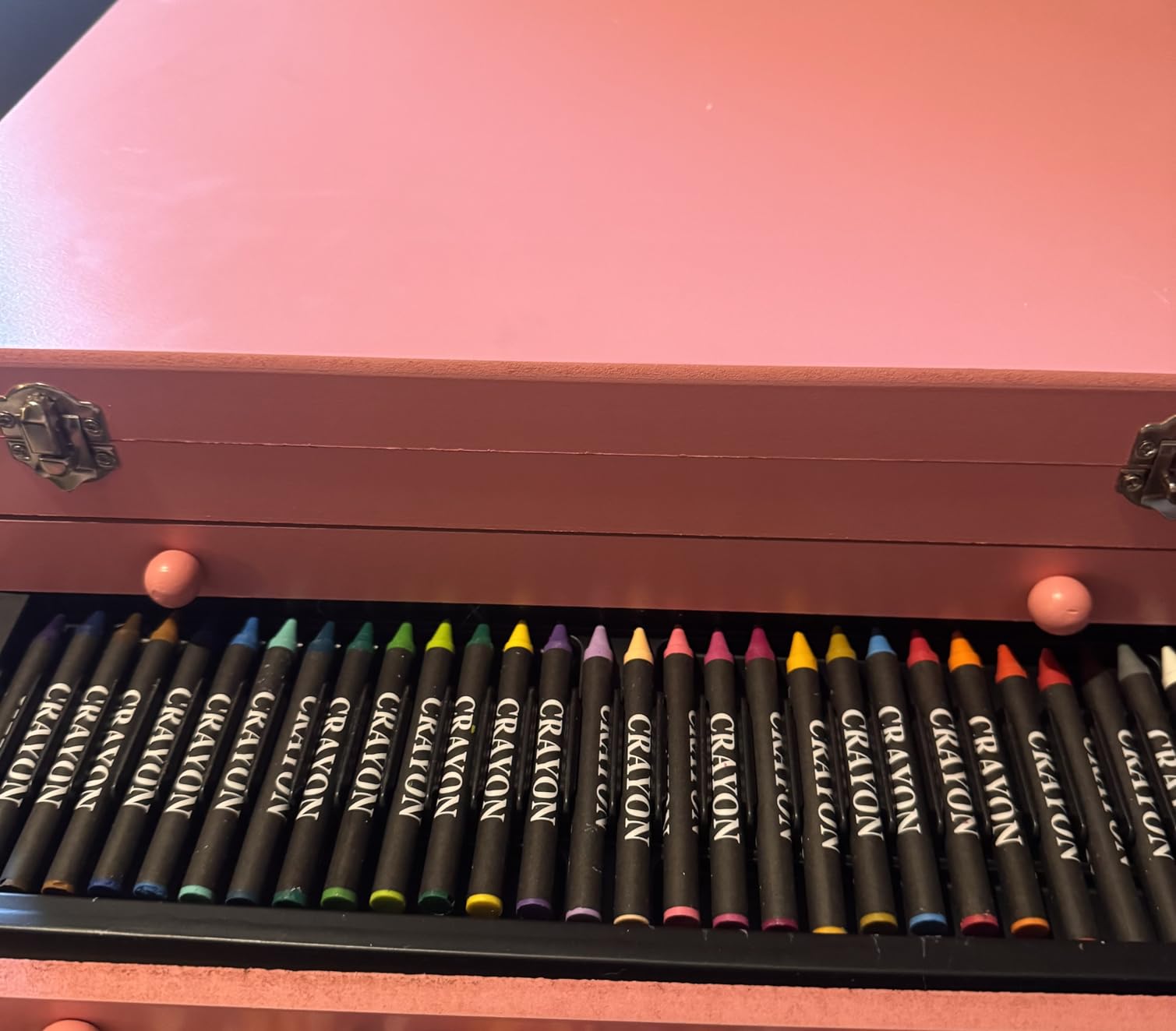 TMOL Art Supplies, 175-Pack Deluxe Art Set Drawing Painting Kit with 2 Drawing Pads, Acrylic Paints, Colored Pencils, Crayons, Art Kit in Wooden Case, Gift for Artist, Adults, Teens and Kids customer photo 1