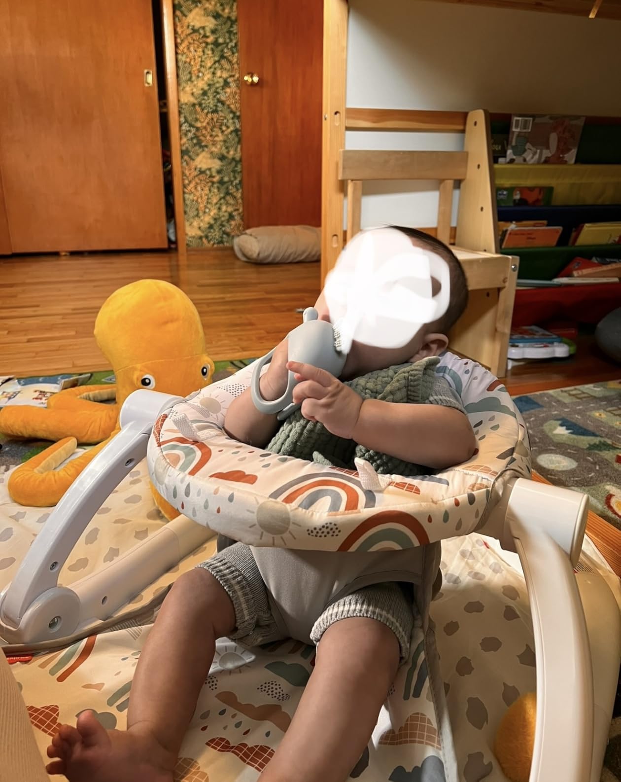 Fisher-Price Portable Baby Chair Sit-Me-Up Floor Seat with Developmental Toys & Machine Washable Seat Pad, Rainbow Showers customer photo 2