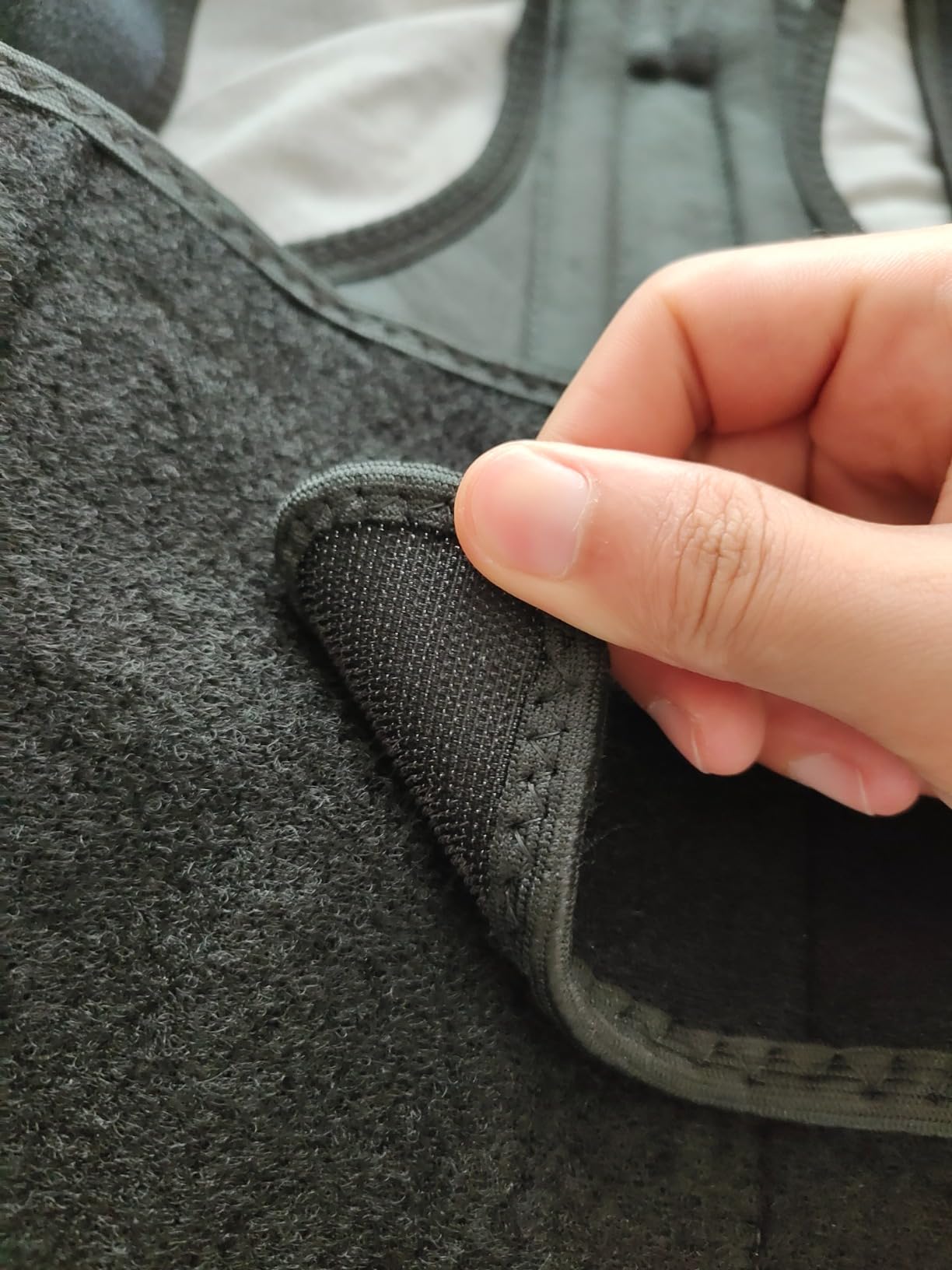 Selbite Posture Corrector for Men and Women - Back Brace for Upper and Lower Body Support - Adjustable Straightener with Pain Relief and Muscle Memory (Small) customer photo 1