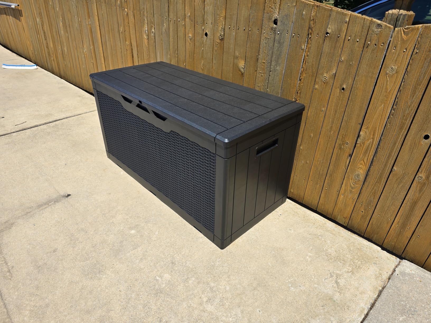 Devoko 100 Gallon Waterproof Large Resin Deck Box Indoor Outdoor Lockable Storage Container for Patio Furniture Cushions Garden Tools customer photo 1
