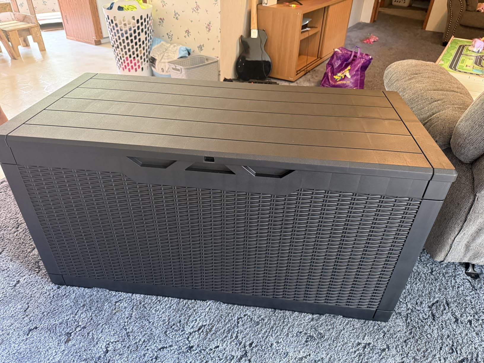 Devoko 100 Gallon Waterproof Large Resin Deck Box Indoor Outdoor Lockable Storage Container for Patio Furniture Cushions Garden Tools customer photo 2