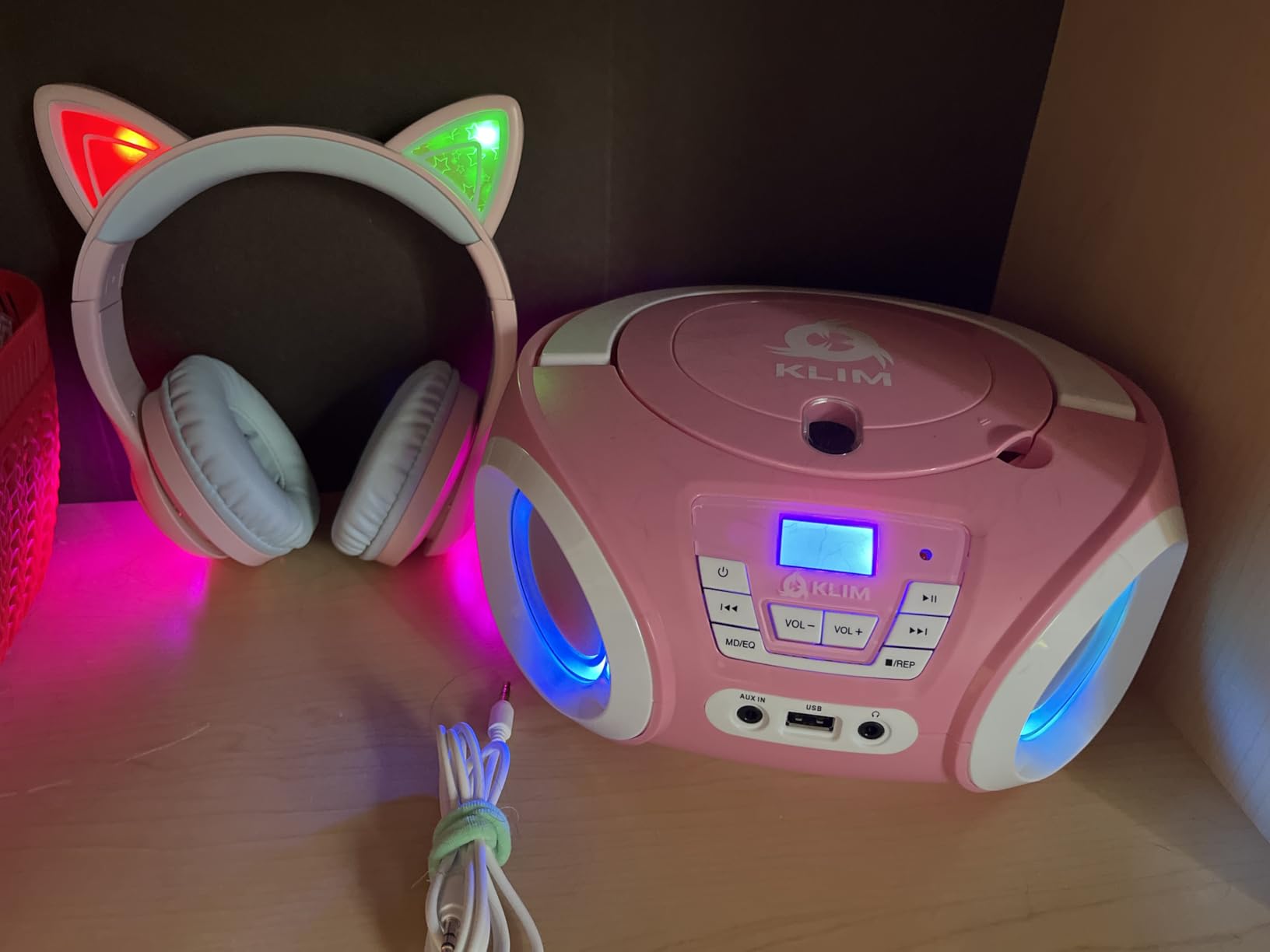 Klim Candy Kids CD Player for Children - FM Radio - Includes Batteries - Pink - Boombox Portable - CD Player Children - with Speakers, Toddlers (Pink) customer photo 1