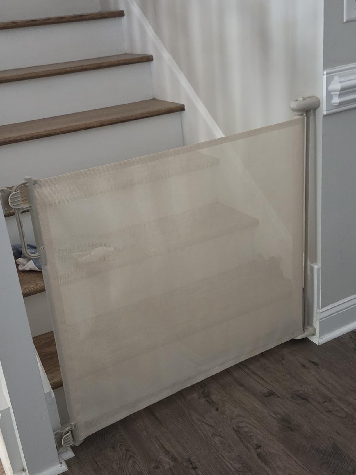 Momcozy Retractable Baby Gate, 33
