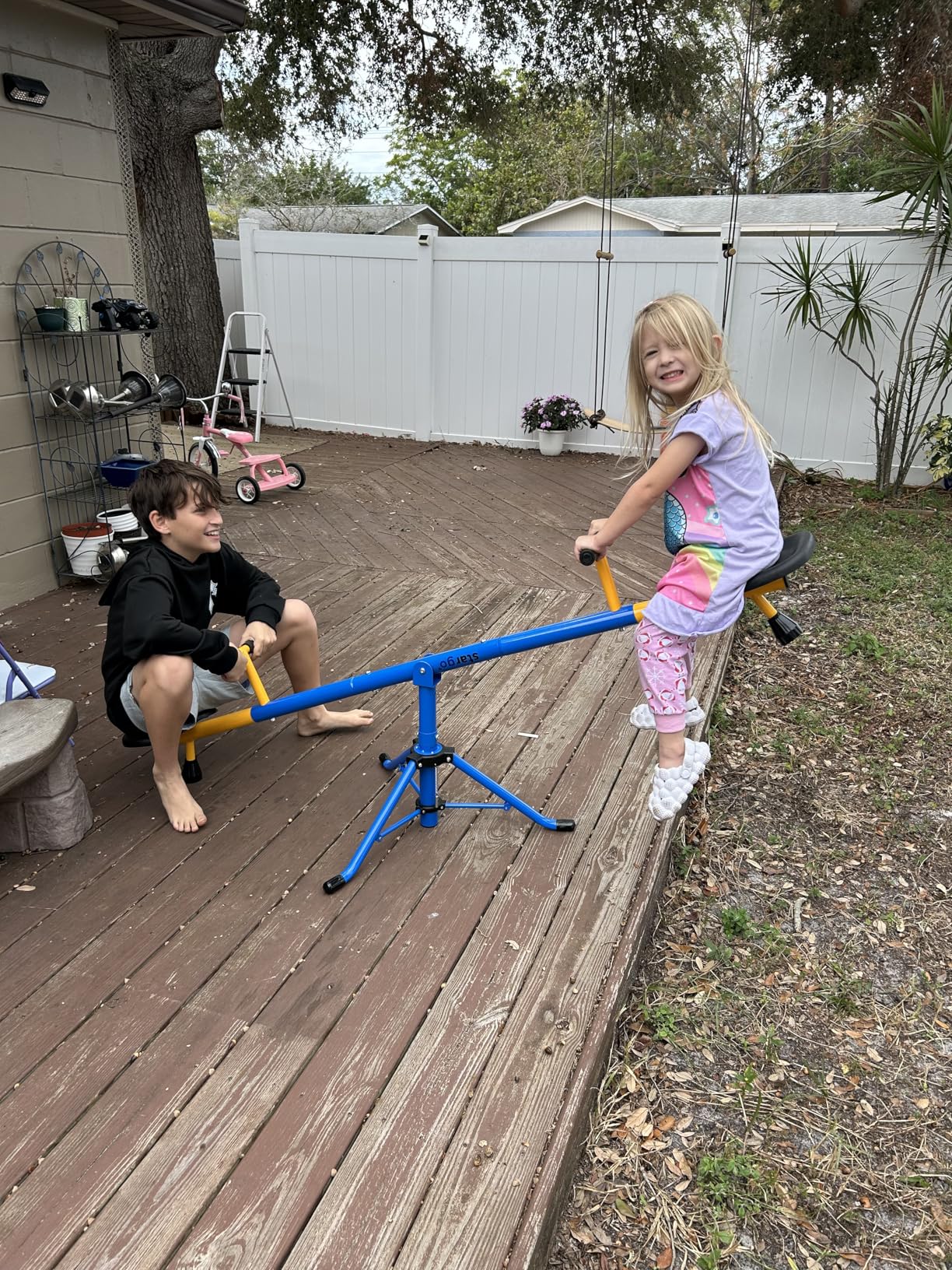 Stargo Swivel Teeter Totter Indoor for Toddlers Age 2-5, 360 Seesaw Frame Expands for Kids Outdoors for Ages 4 5 6 7 8 9 10, Outside Toys Playground Equipment customer photo 2