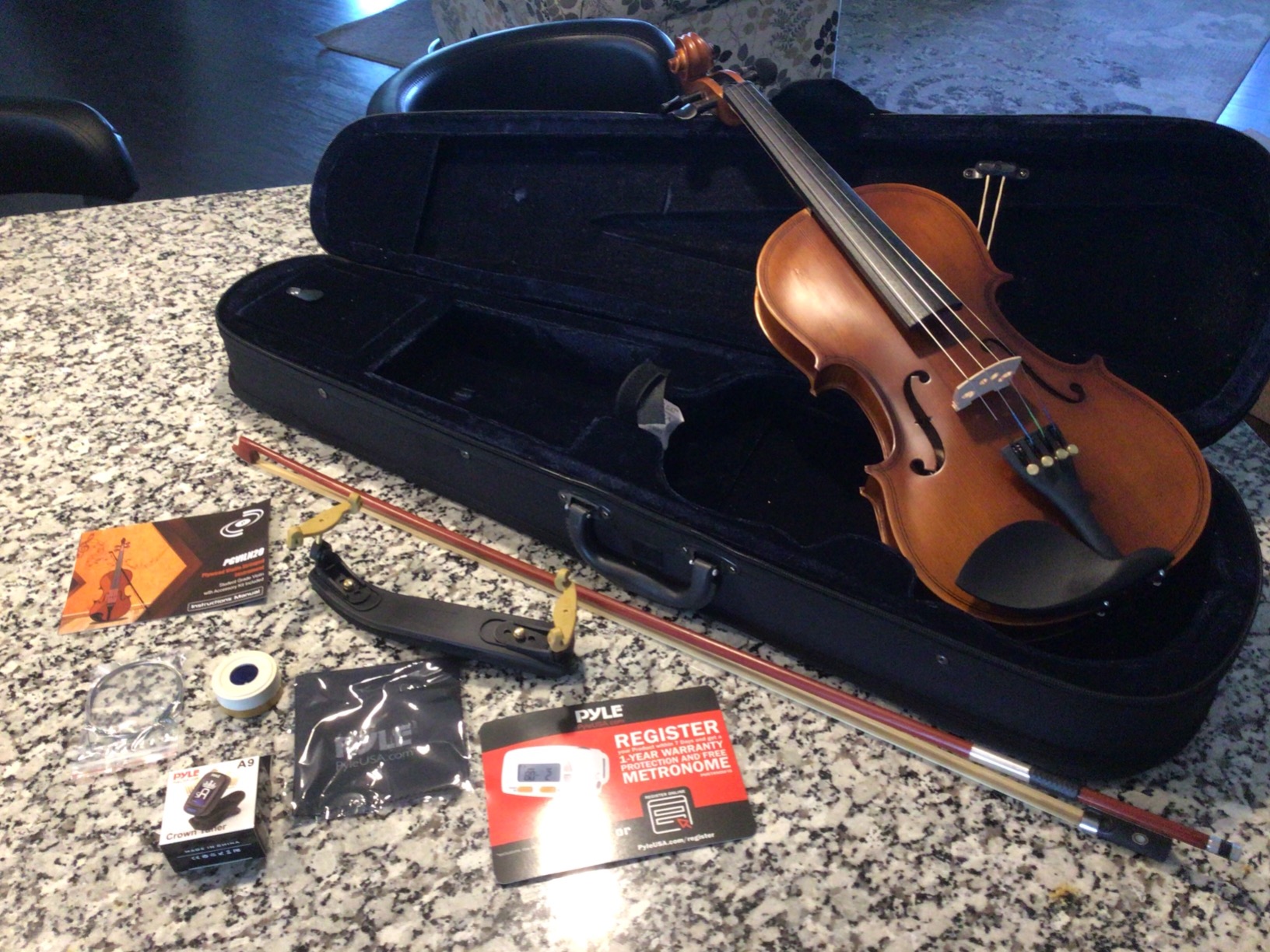 Pyle 1/4 Size Beginner Violin Starter Kit, Violin Starter Package with Travel Case & Bow, Extra Strings, Digital Tuner, Shoulder Rest & Cleaning Cloth for Students, Kids, Adults customer photo 2