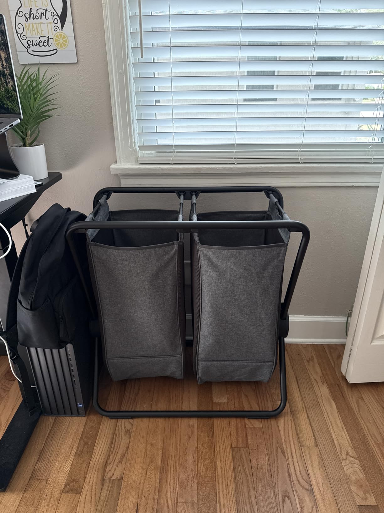 Simplehuman X-Frame Hamper, Double Compartment Laundry Hamper for Bedroom Bathroom, Heavy-Gauge Steel Frame, Stain & Odor Resistant Machine Washable Bags, Easy Carry Steel Handles, Chrome customer photo 1