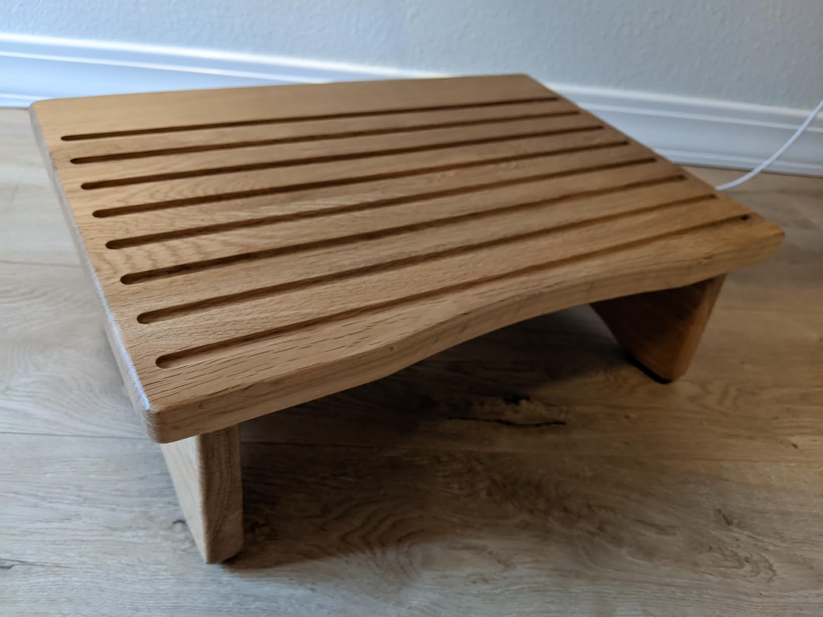 CONSDAN Foot Rest, Ergonomic Footrest for Under Desk at Work, Nursing Foot Stool, Natural Solid Wood Non-Slip Slanted Top Foot Stool for Office/Standing Desk (Natural Color) customer photo 2
