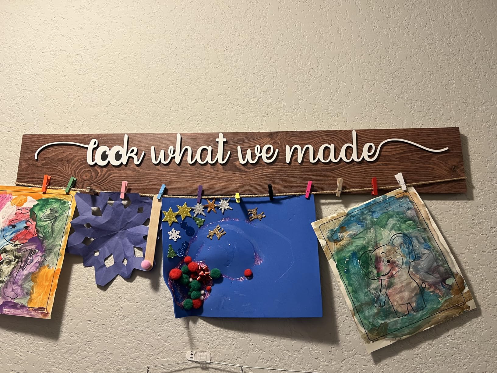 Anyzal Look What We Made Sign With Clips, Artwork Display Kid Art Organizer Photo Hanging Display Children's Artwork Board, 36.5x5.4 customer photo 1