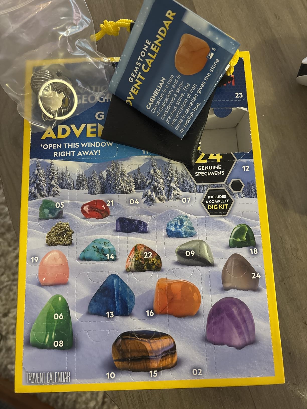 NATIONAL GEOGRAPHIC 2026 Gemstone Advent Calendar - Countdown Calendar for Kids with 24 Gems to Open Each Day, Complete Rock Collection with Mini Gemstone Dig Kit customer photo 1