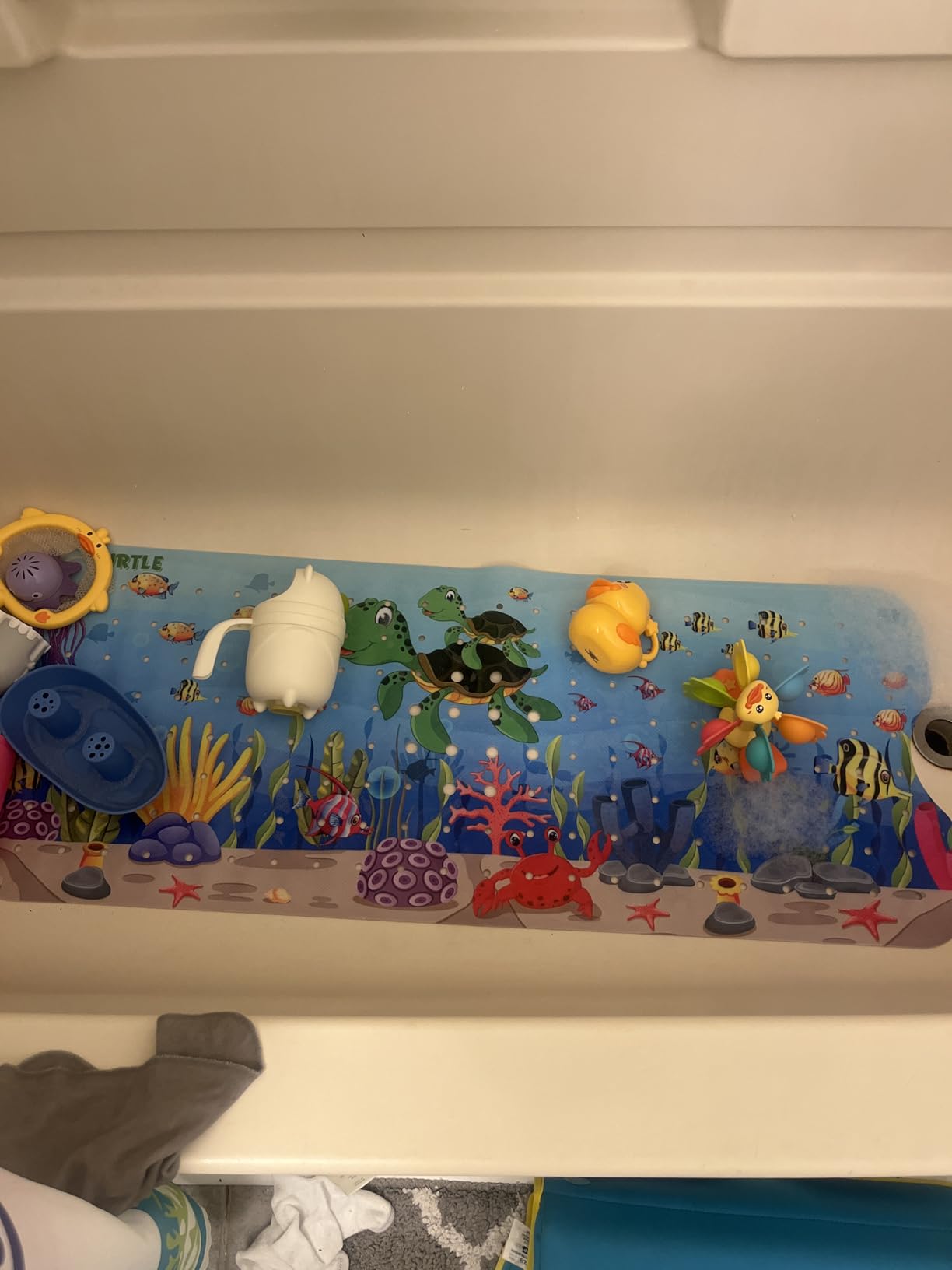 XIYUNTE Baby Bath Mat for Tub Non Slip Kids Bath Mat - 40''x16'' Extra Long Cartoon Bathtub Mat Non Slip Kids Shower Mat Eco-Friendly Toddler Bath Mats with Suction Cups, Machine Washable, Sea Turtle customer photo 1