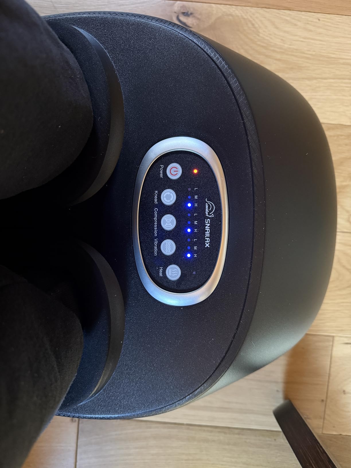 Snailax Shiatsu Foot Massager with Heat, FSA Eligible, Kneading, Compression, Vibration, Feet Massage Machine for Plantar Fasciitis, Neuropathy, Foot Warmer, Gifts for Women Men,Size 13 customer photo 2