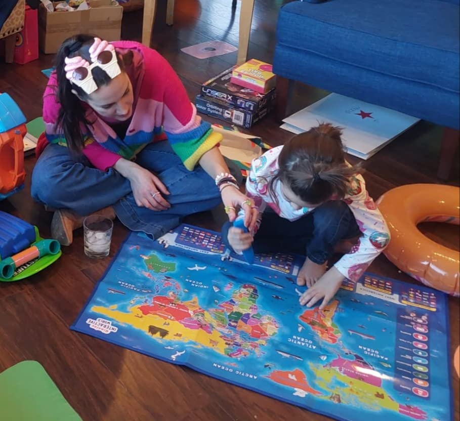 Qiaojoy Bilingual Interactive World Map for Kids Learning and Educational Toys, Talking Electronic Kids World Map i-Poster Geography Games Ages 3 to 12 Years Old customer photo 2