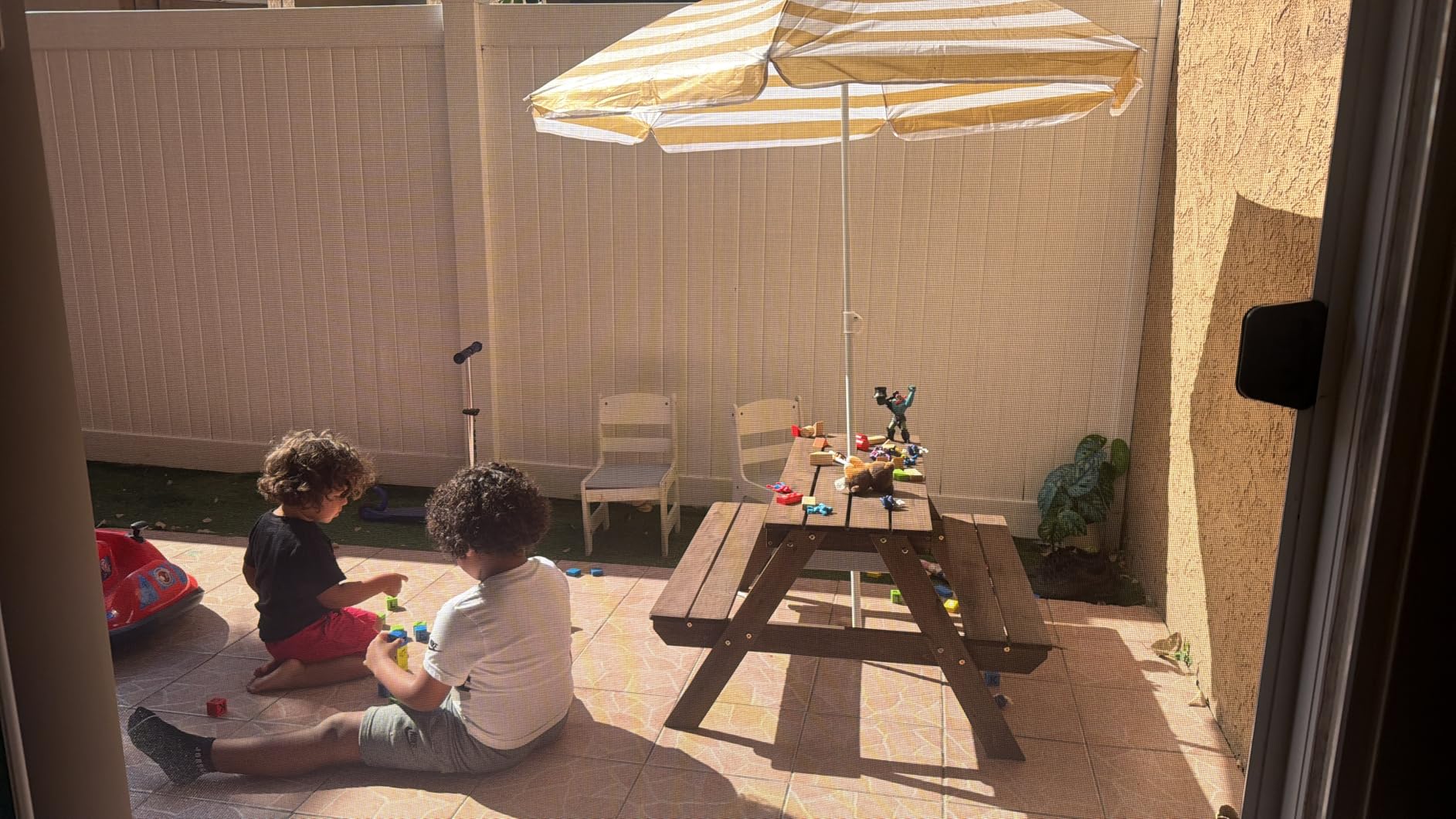 HONEY JOY Kids Picnic Table, 4 in 1 Cedar Wooden Sand & Water Table w/ 2 Removable Box & Umbrella, Kids Picnic Tables for Outdoors Backyard Garden, Toddler Patio Furniture Set for Boys Girls(Colorful) customer photo 2
