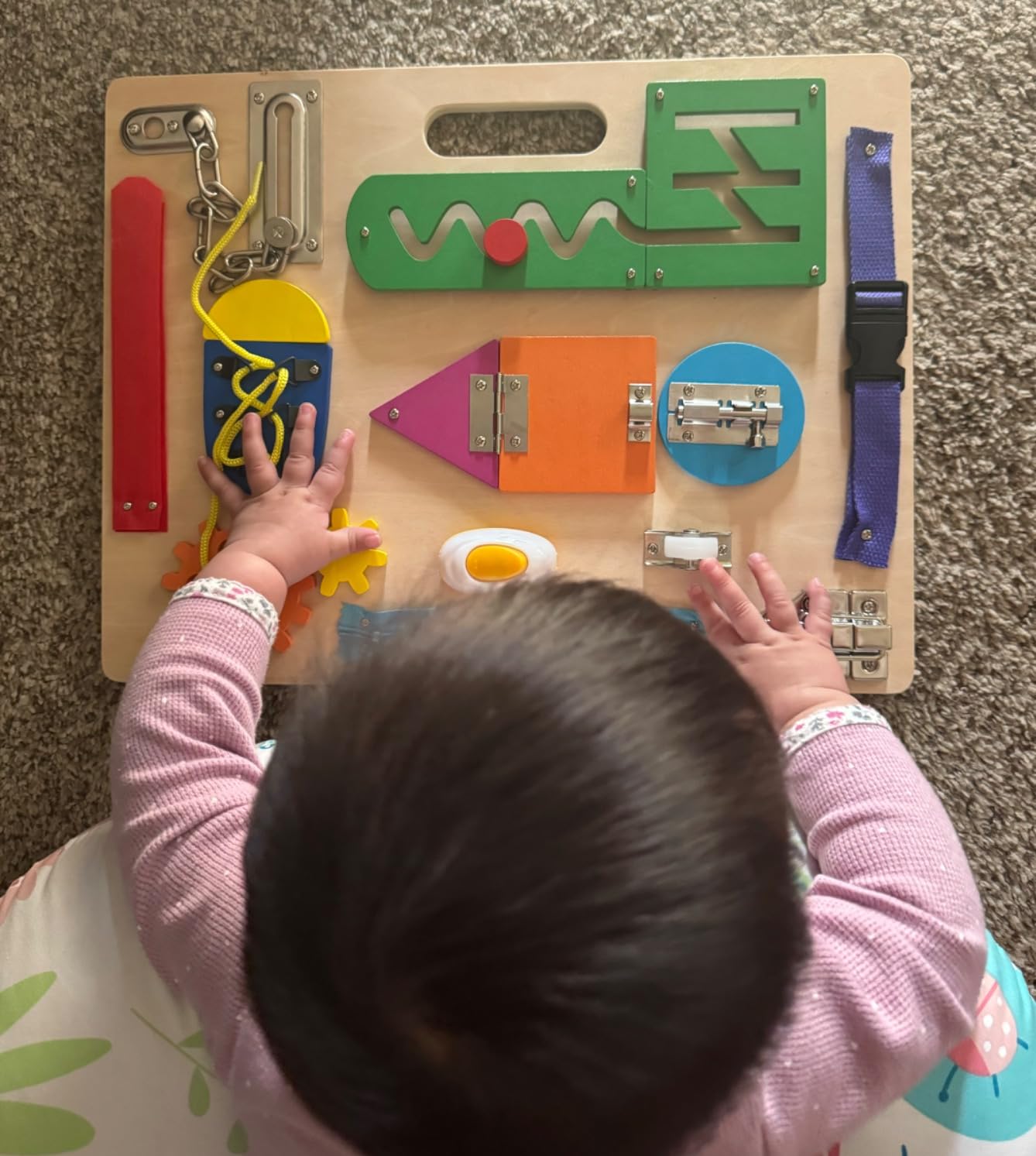 Montessori Busy Board for Toddlers, Wooden Sensory Toys, Preschool Learning Activities for Fine Motor Skills Travel Toy, Basic Life Skills Educational Gifts for 1 2 3 Years Old Kids Boys Girls customer photo 2