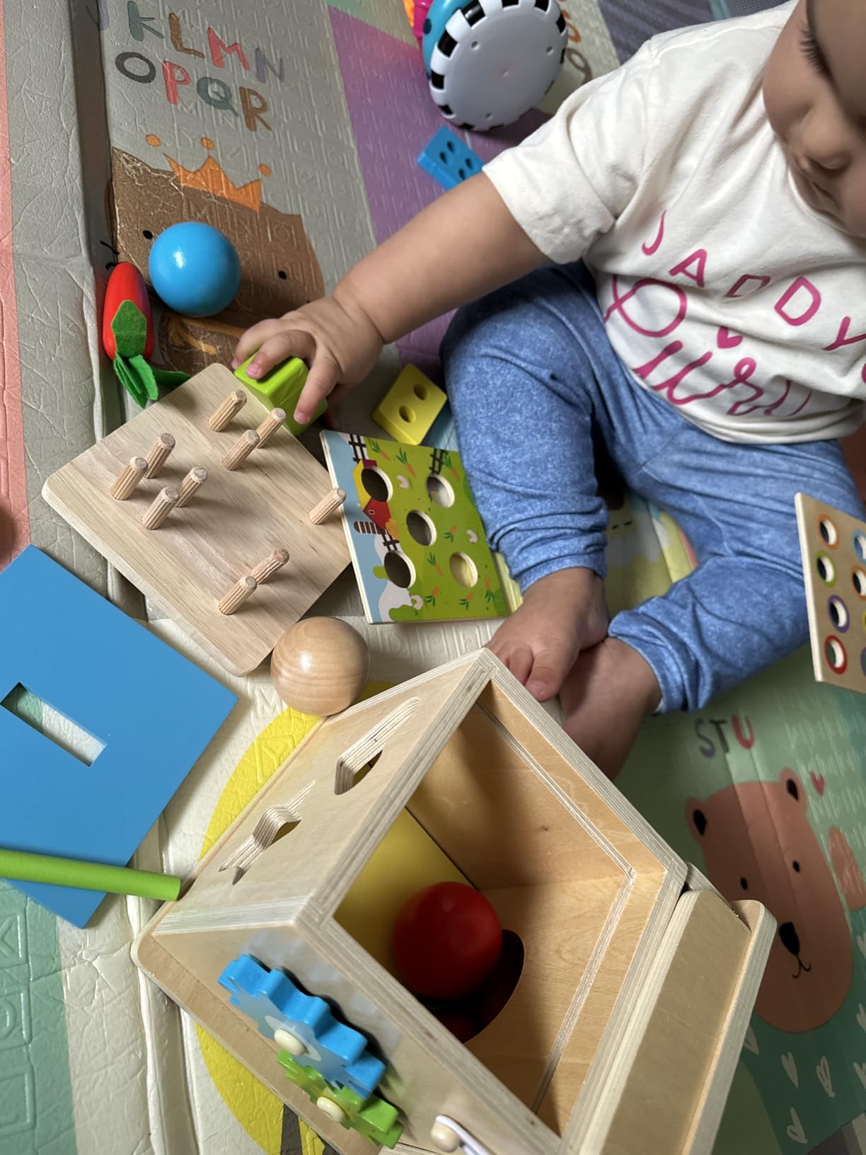 Kizfarm Wooden Montessori Baby Toys, 8-in-1 Wooden Play Kit Includes Object Permanent Box, Coin Box, Carrot Harvest, Shape Sorting & Stacking - Birthday Gift for Boys Girls Toddlers customer photo 1
