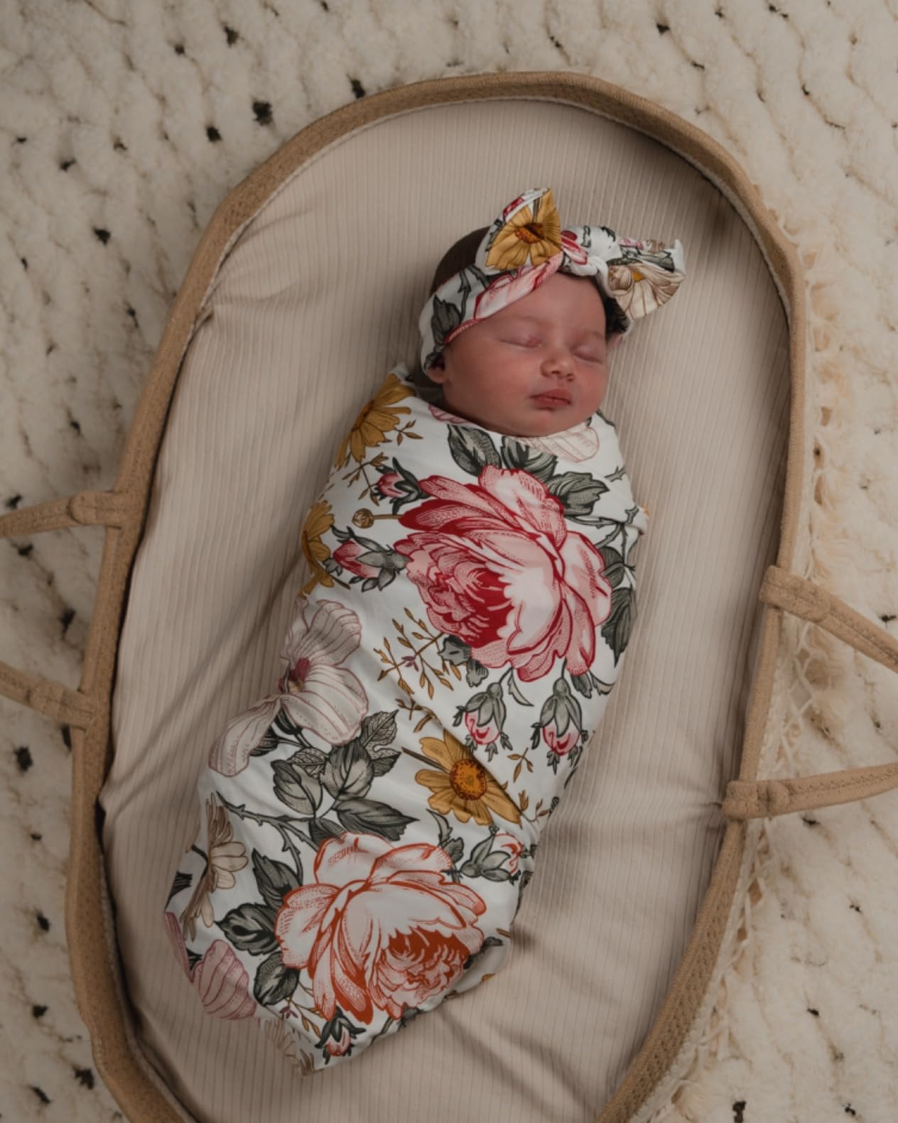 Baby Changing Basket, Boho Moses Baskets for Newborn, Baby Basket for Baby Dresser, Diaper Changing Basket for Baby with Diaper Caddy, Cartoon Changing Pad, Waterproof Sponge Cushion, Storage Bag customer photo 2