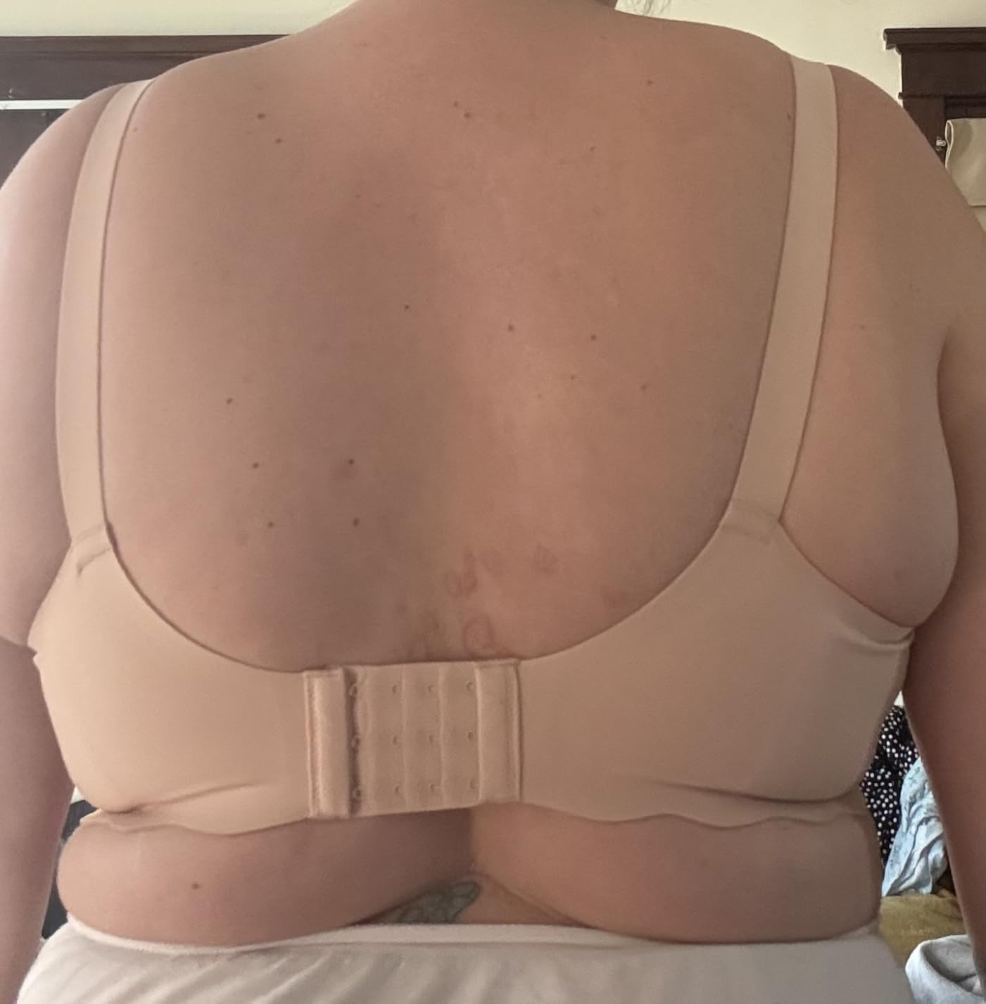 Momcozy Nursing Bras for Breastfeeding, Seamless Pregnancy Maternity Bra Wireless Classic Jelly Strip Support Nursing Bra customer photo 2