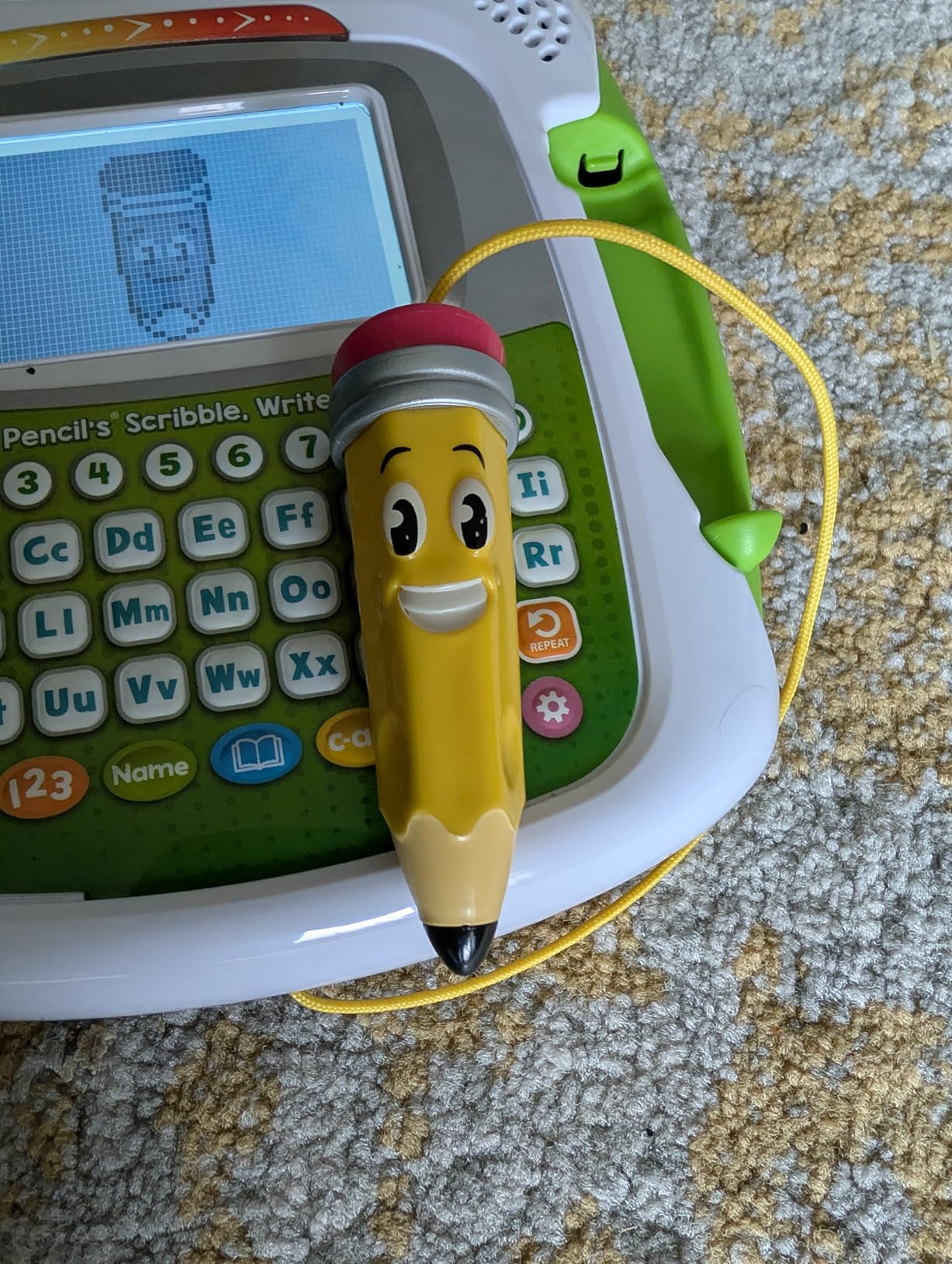 LeapFrog Mr Pencil's Scribble Write and Read, Green customer photo 1